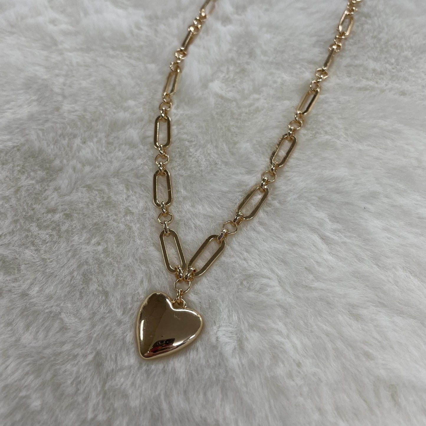 Heart Chain Necklace - Canvas Style