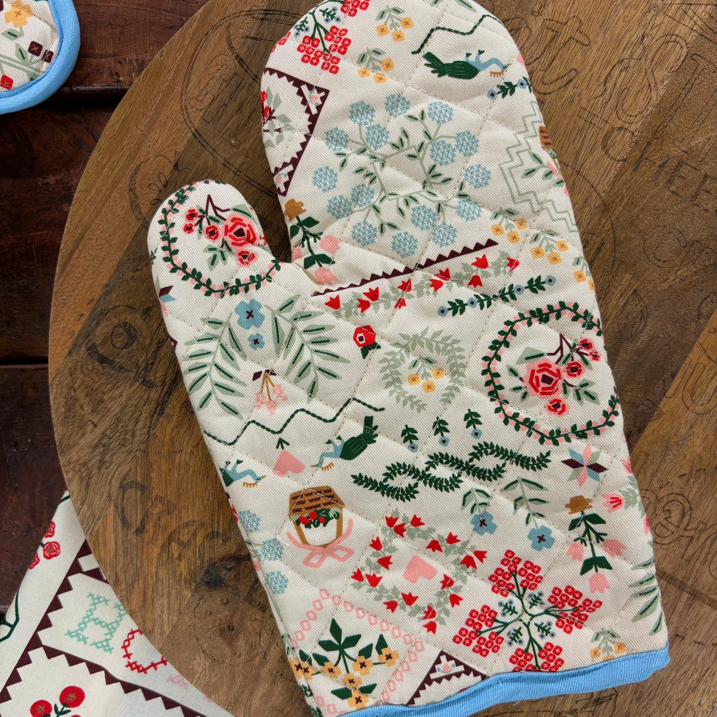 Home Sweet Home Oven Mitt - Rifle Paper Co.