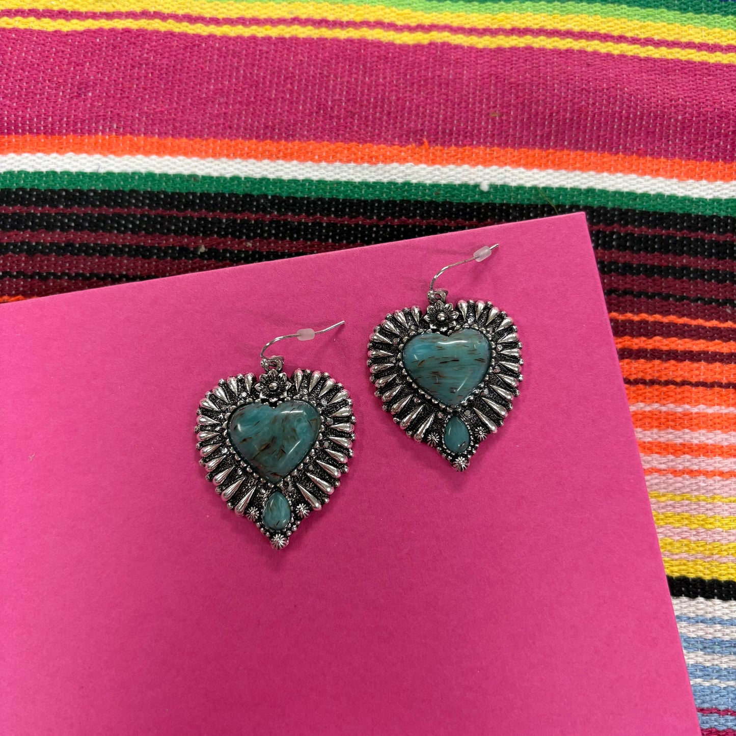 Western Style Chunky Heart Dangle Earrings - Boho Ranch Shop