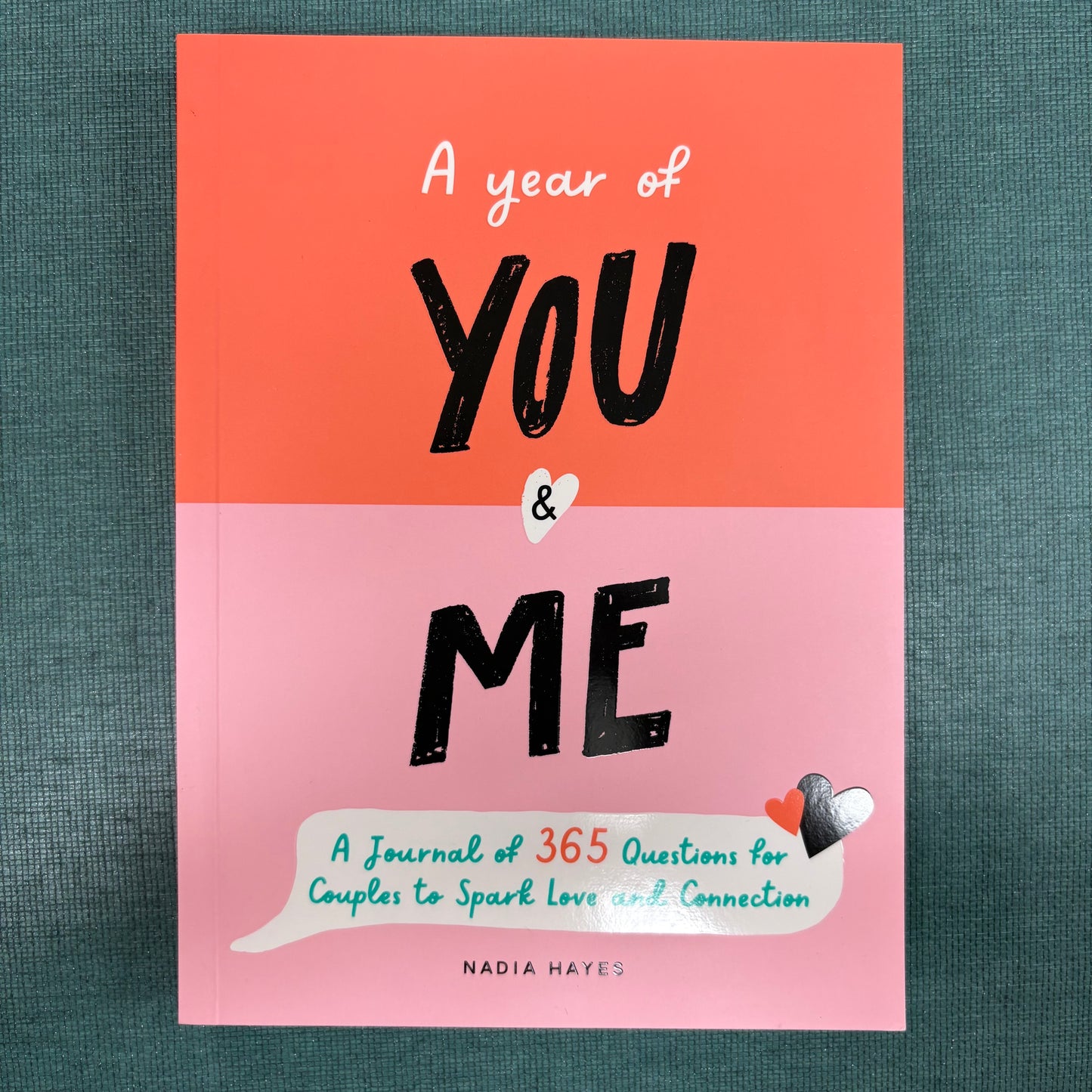 365 Questions For Couples - Macmillan Publishers