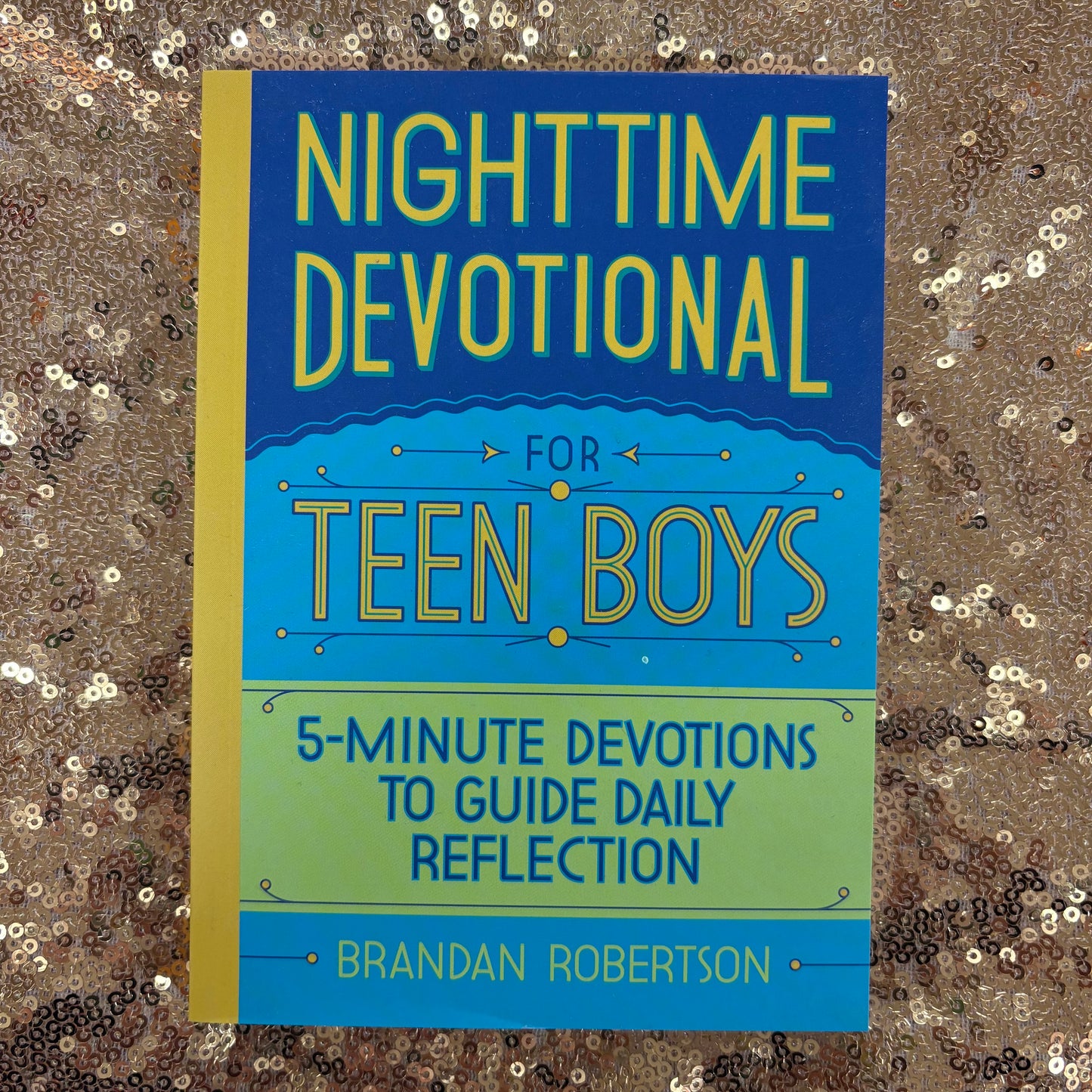 Nighttime Devotionals For Teen Boys - Sourcebooks