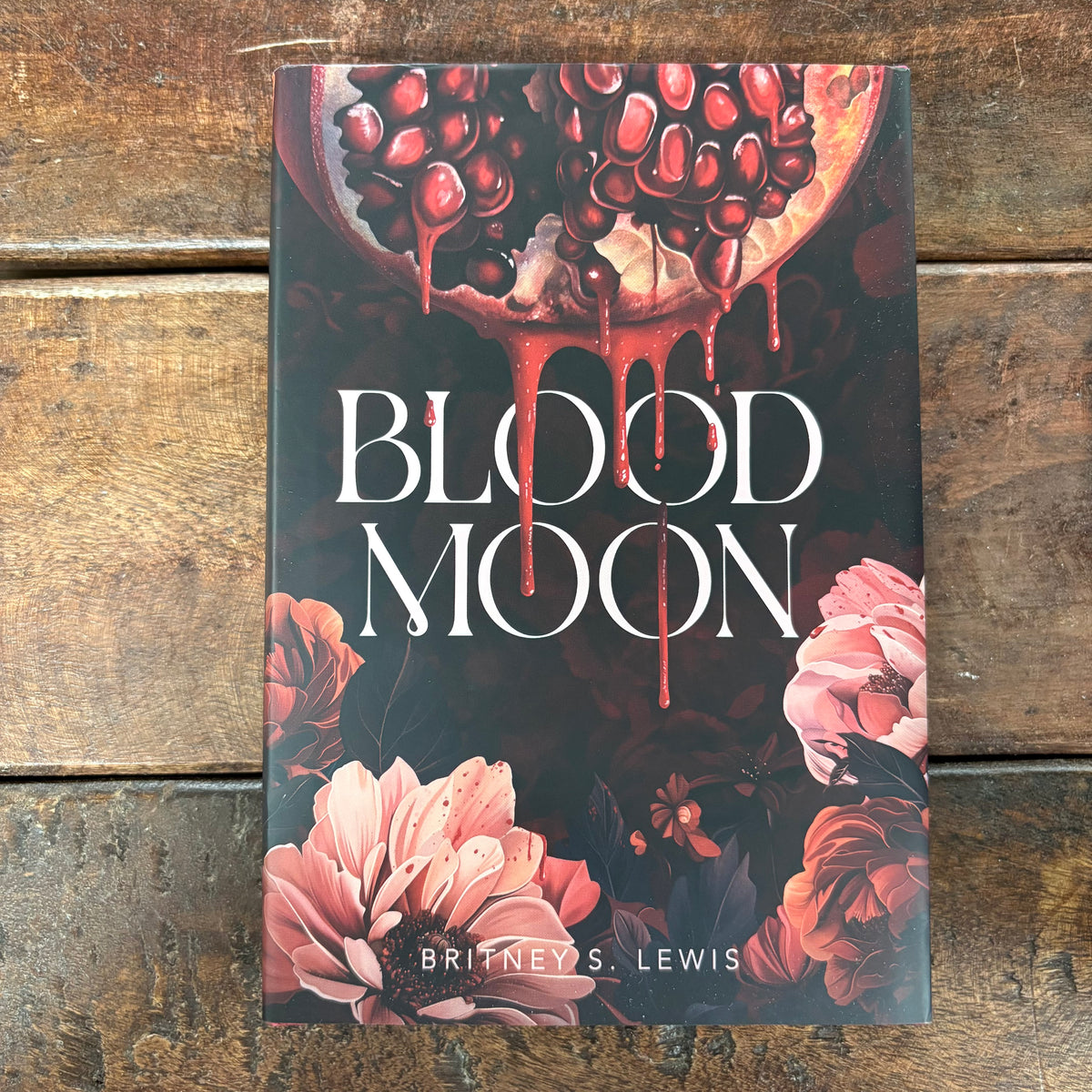 Blood Moon - Britney S. Lewis - BKBY