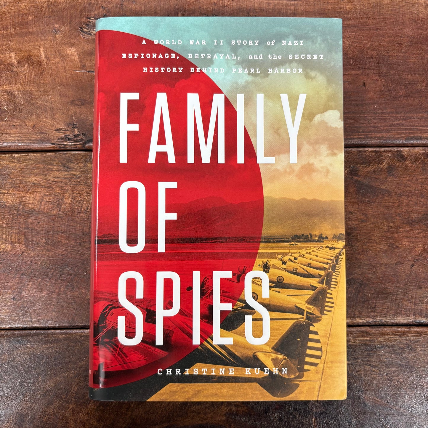 Family Of Spies - Christine Kuehn - AZB