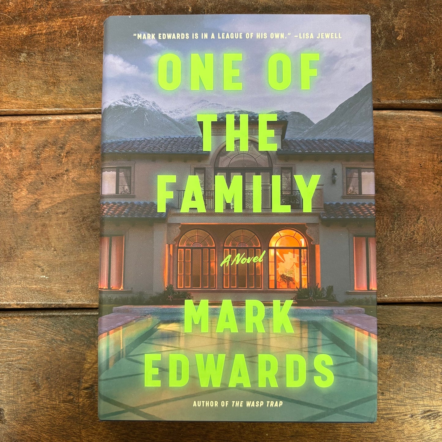 One Of The Family - Mark Edwards - Simon and Schuster