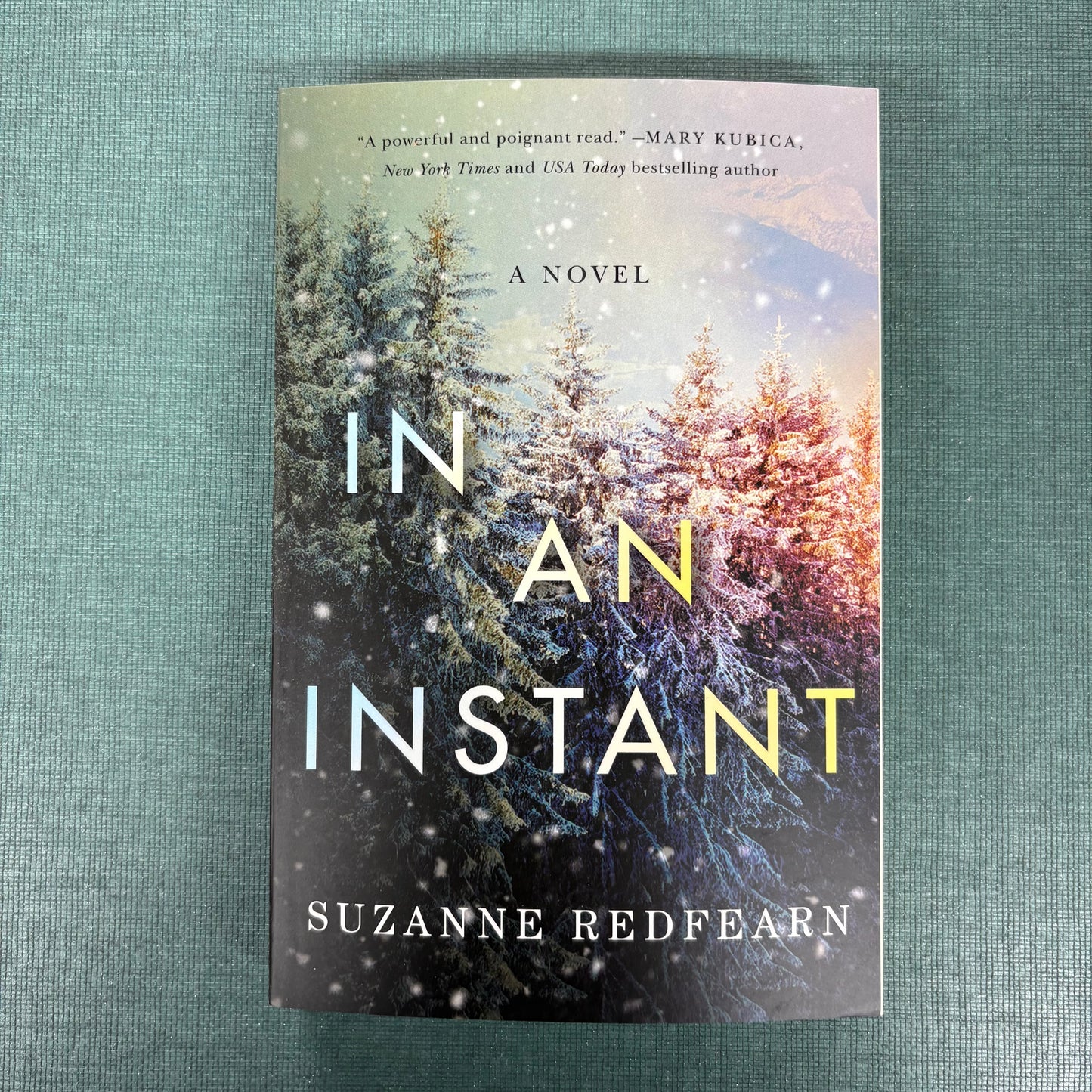 In An Instant - Suzanne Redfearn - AZB
