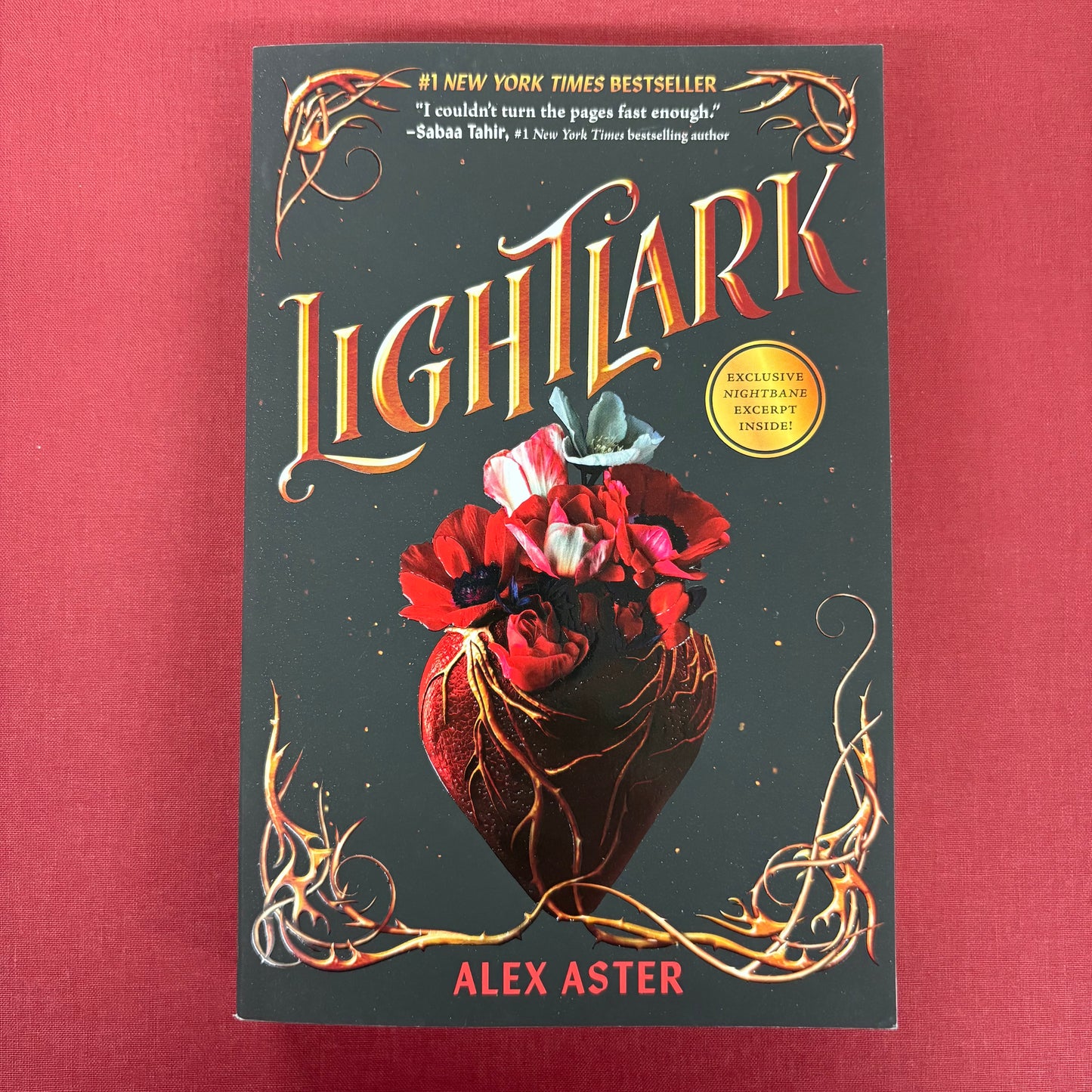Lightlark - Alex Aster - AZB