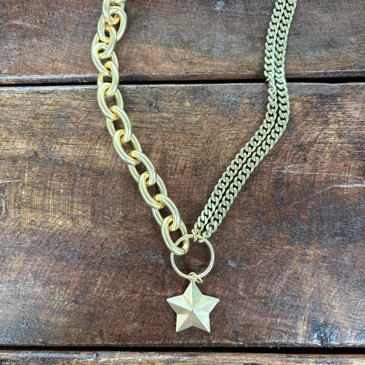 16" Matte Chunky Star Necklace - Jane Marie
