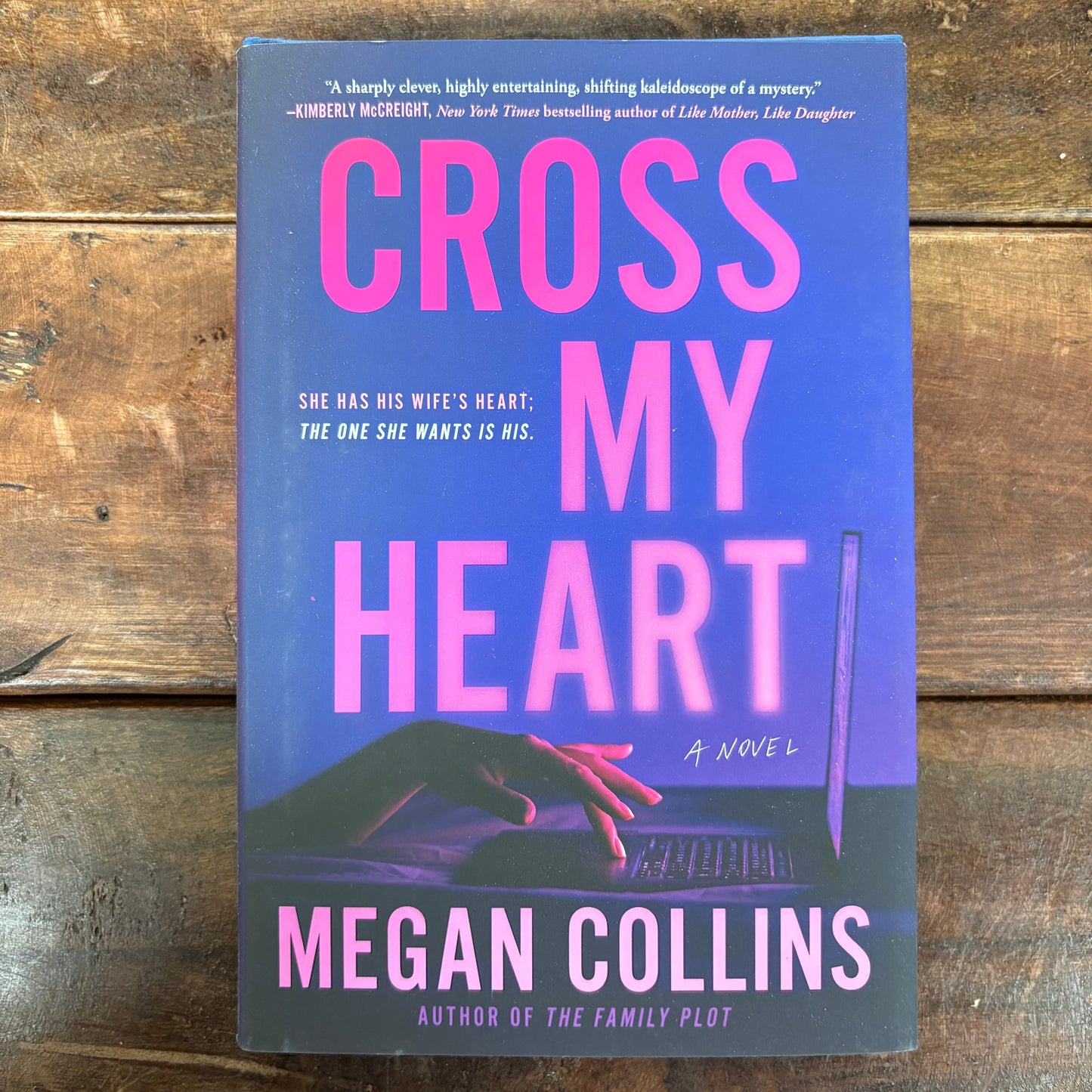 Cross My Heart - Megan Collins - Simon and Schuster
