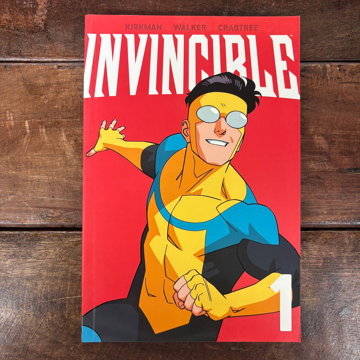 Invincible - Vol. 1 - Simon and Schuster
