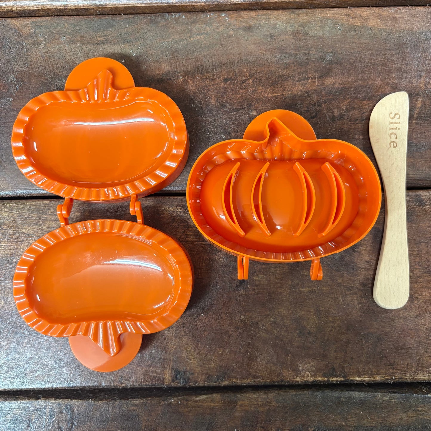 Thanksgiving Pie Molds - Mud Pie