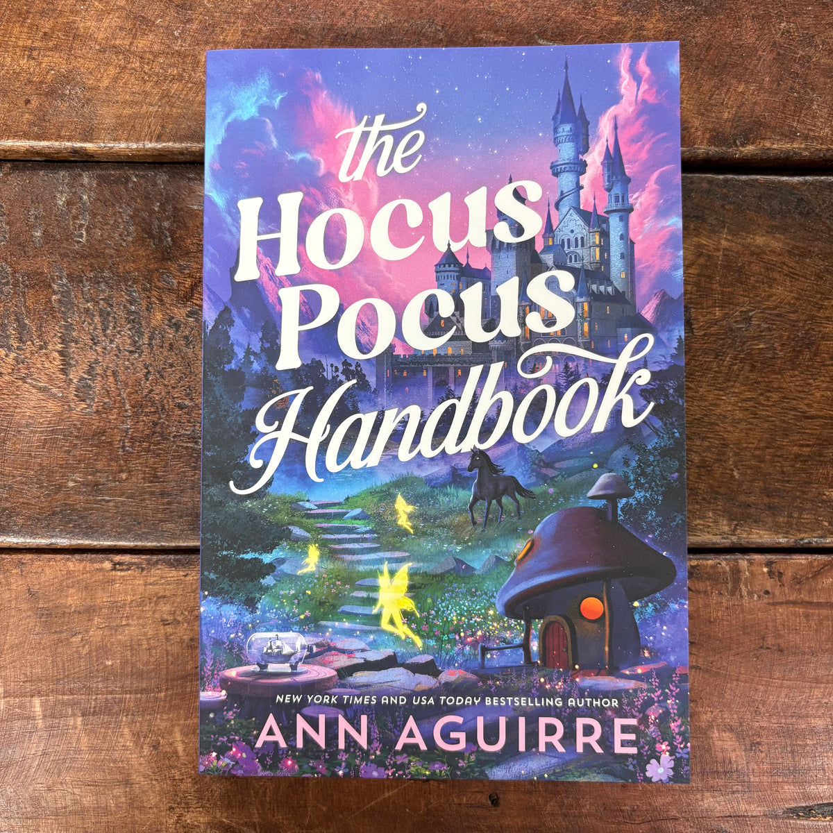 Hocus Pocus Handbook - Anna Aguirre - Sourcebooks