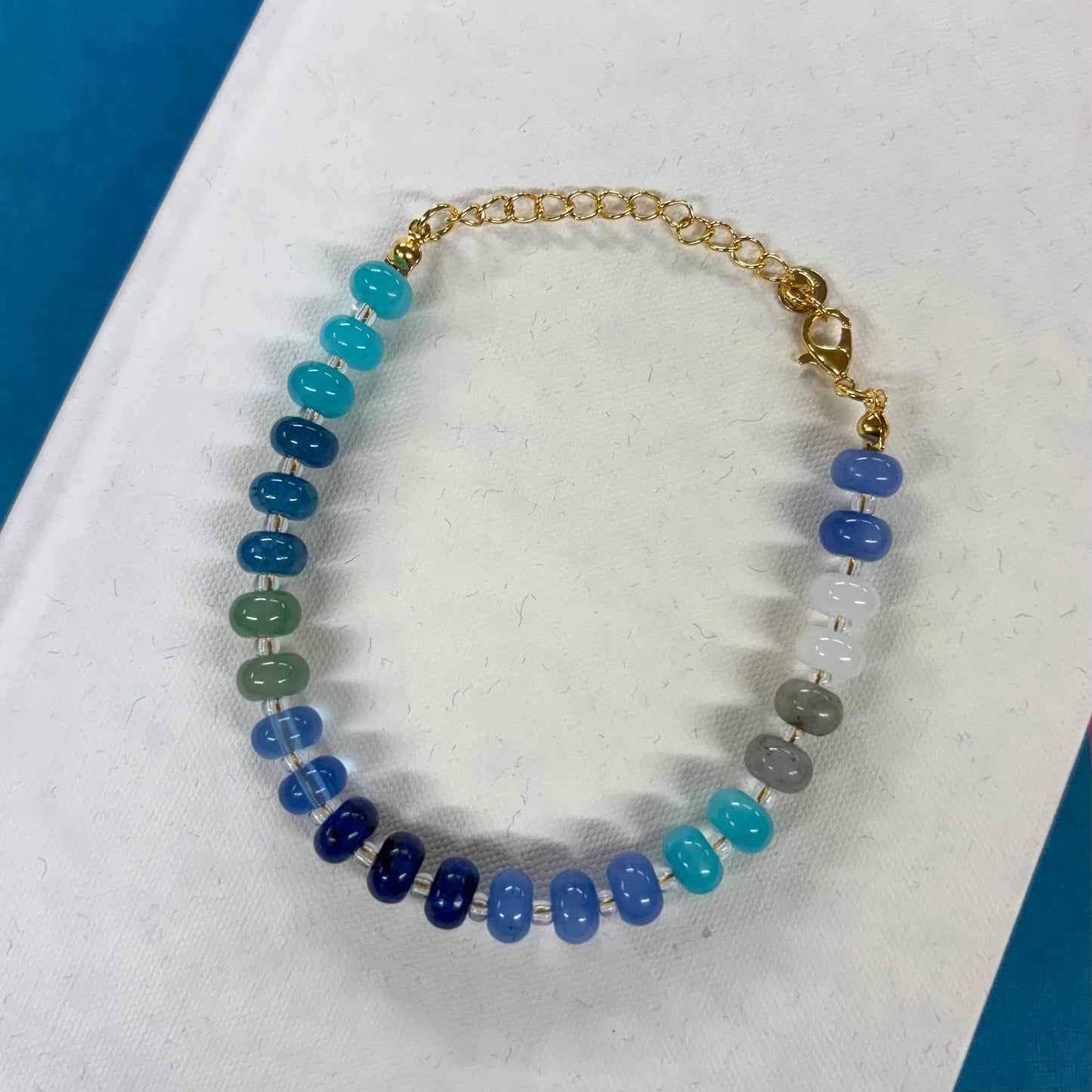 Blue Multi Beaded Bracelet - JOSSLYN