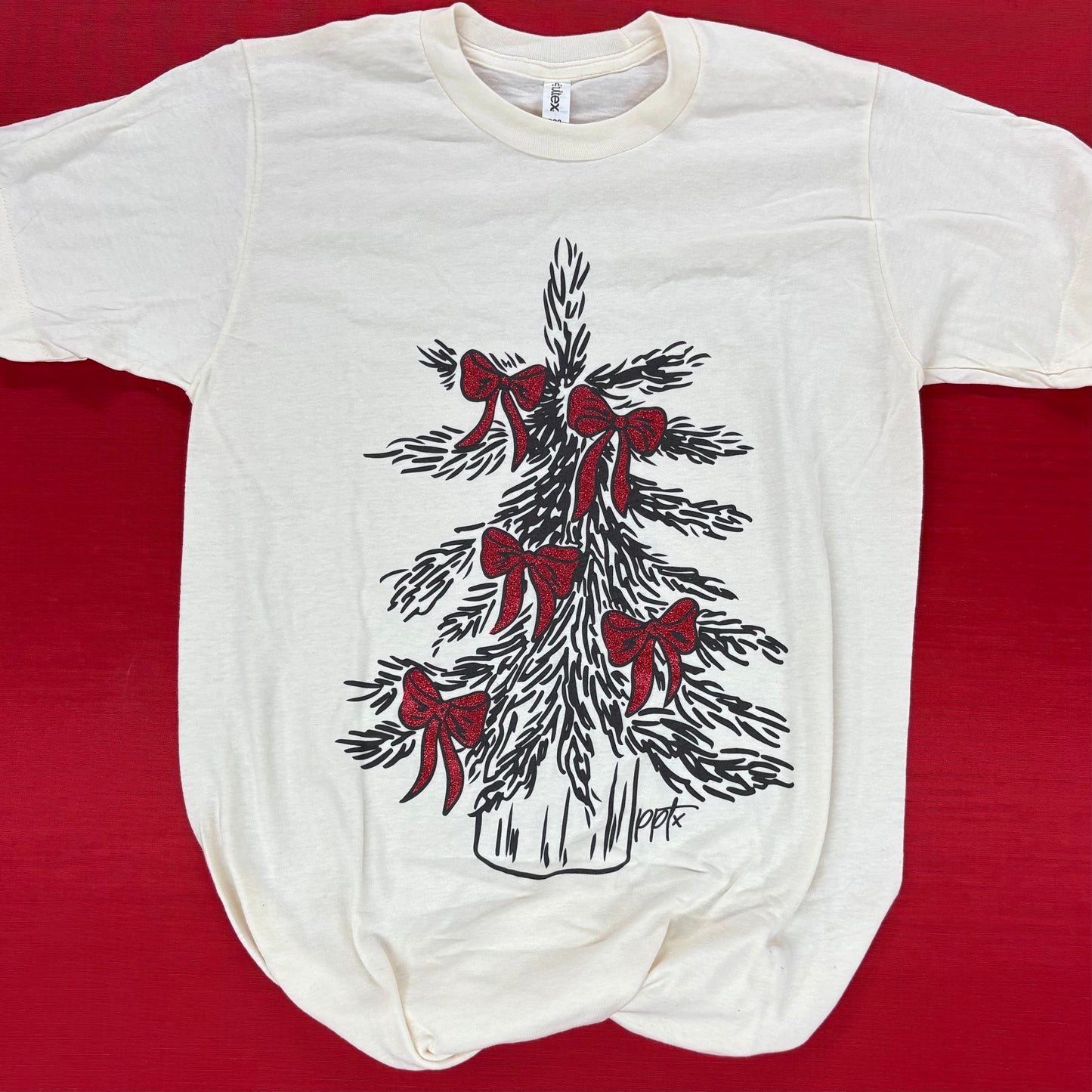 Vintage Tree Bows Tee - PPTX
