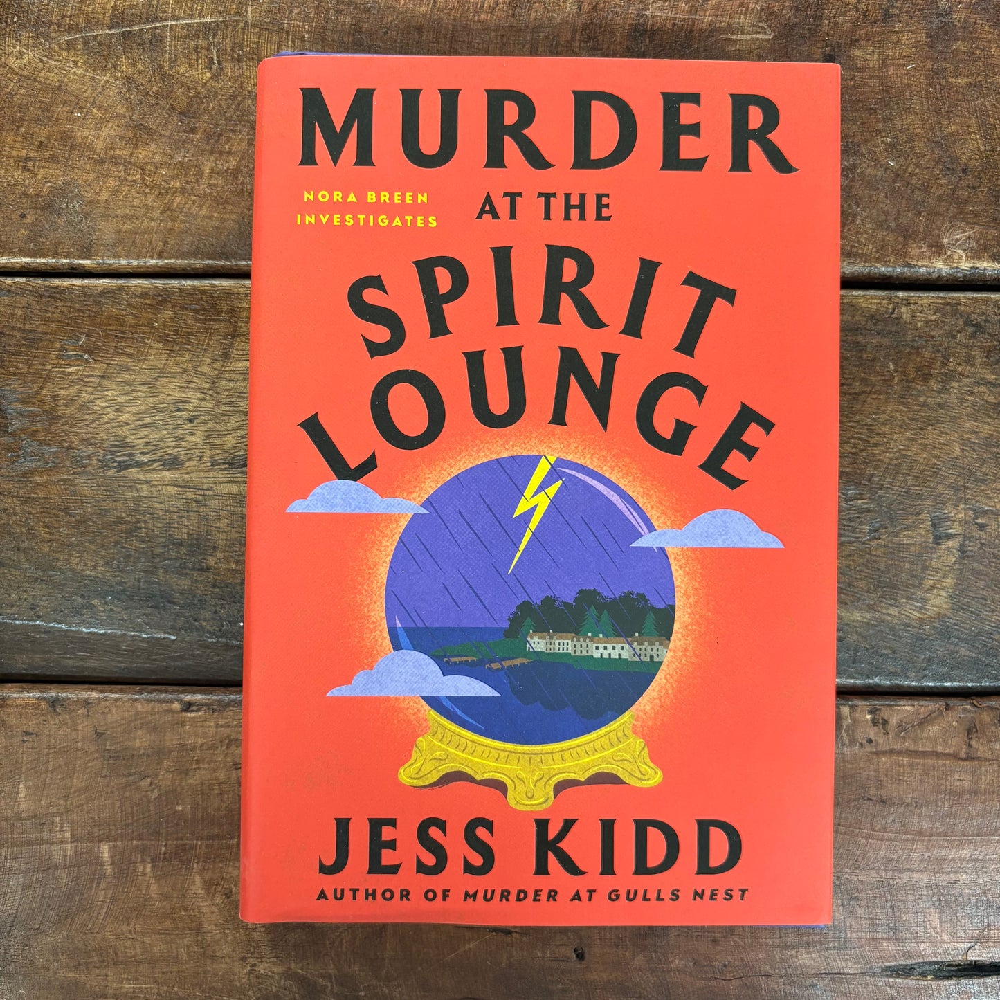 Murder At The Spirit Lounge - Jess Kidd - Simon and Schuster