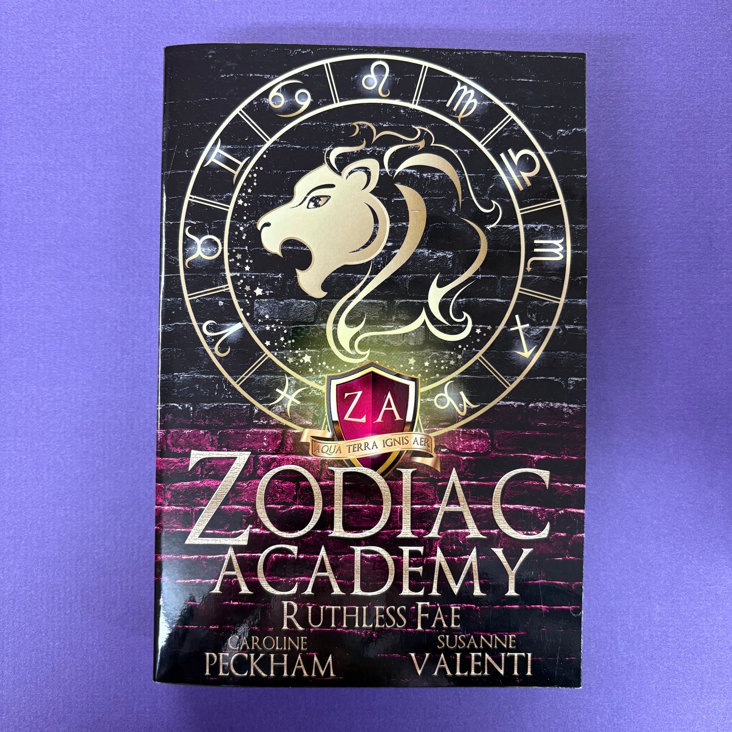 Zodiac Academy 2: Ruthless Fae - Caroline Peckham & Susanne Valenti - AZB