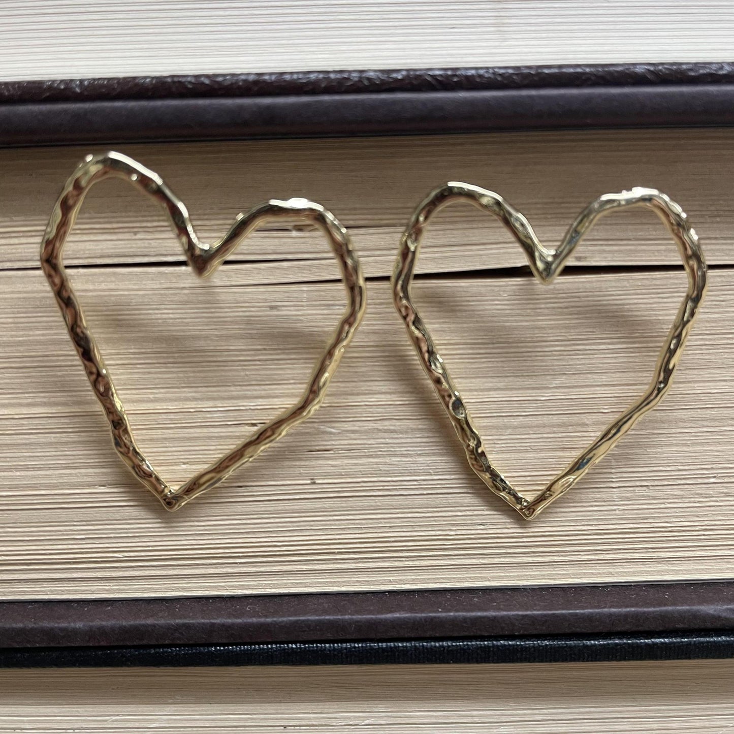 Hammered Heart Earrings - Gold