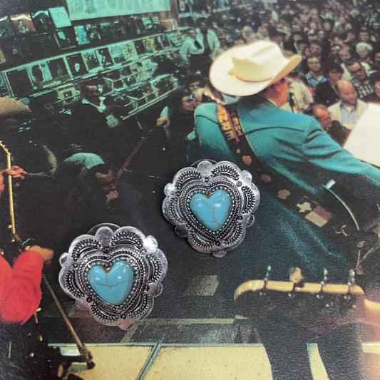 Puffy Heart Concho Studs