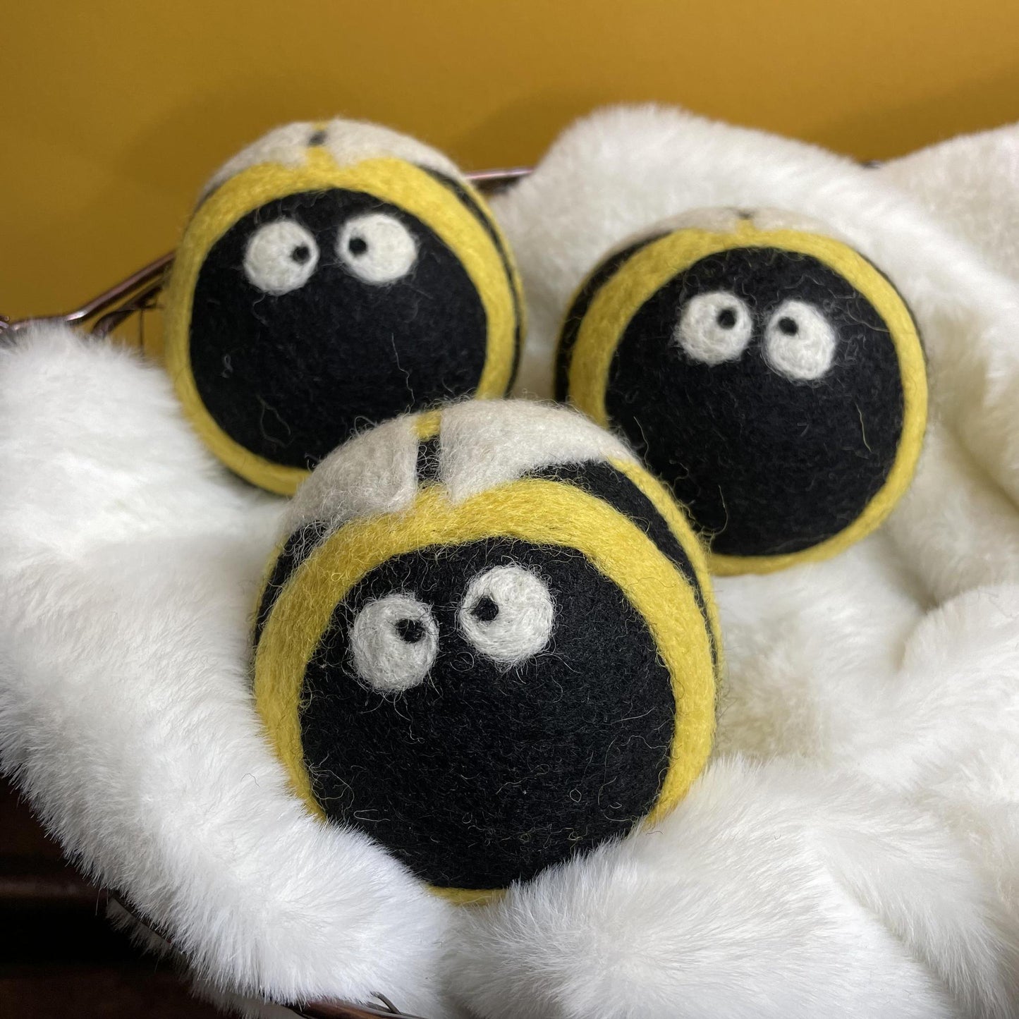 Bee Trio Dryer Balls- Friendsheep