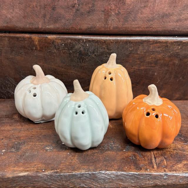 Pumpkin Salt/Pepper Shakers- Fall Mud Pie