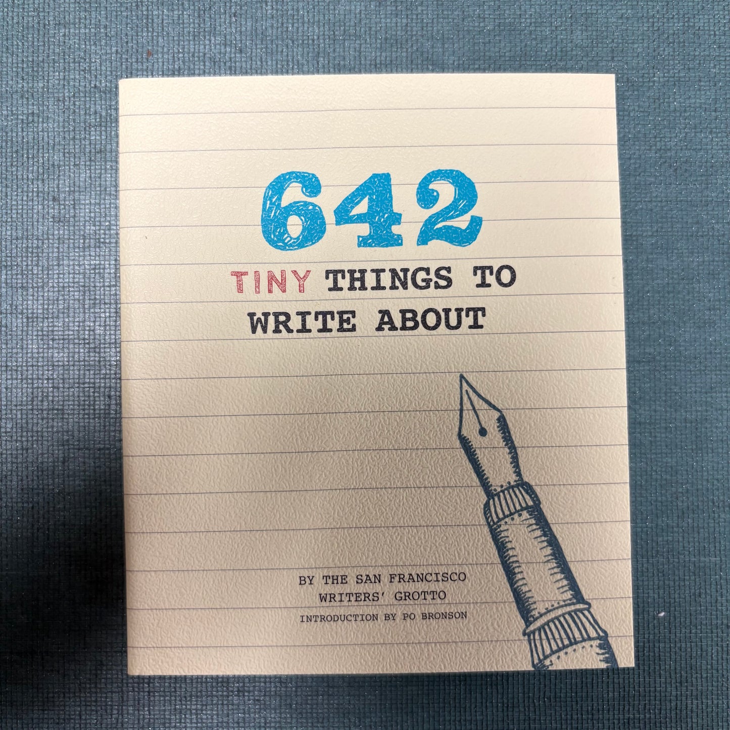 642 Tiny Things To Write About - Chronicle Books