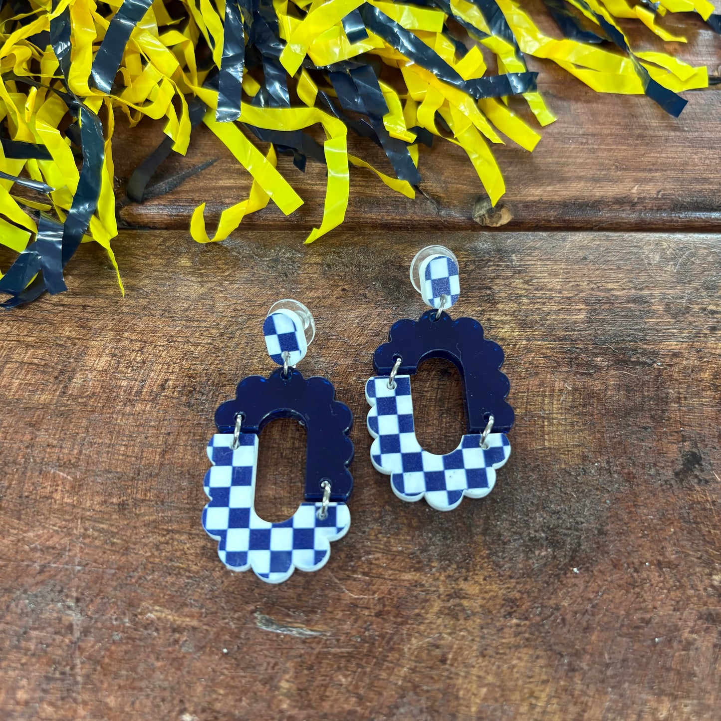 Navy Checkered Scallop Loop Earrings - Doohickies