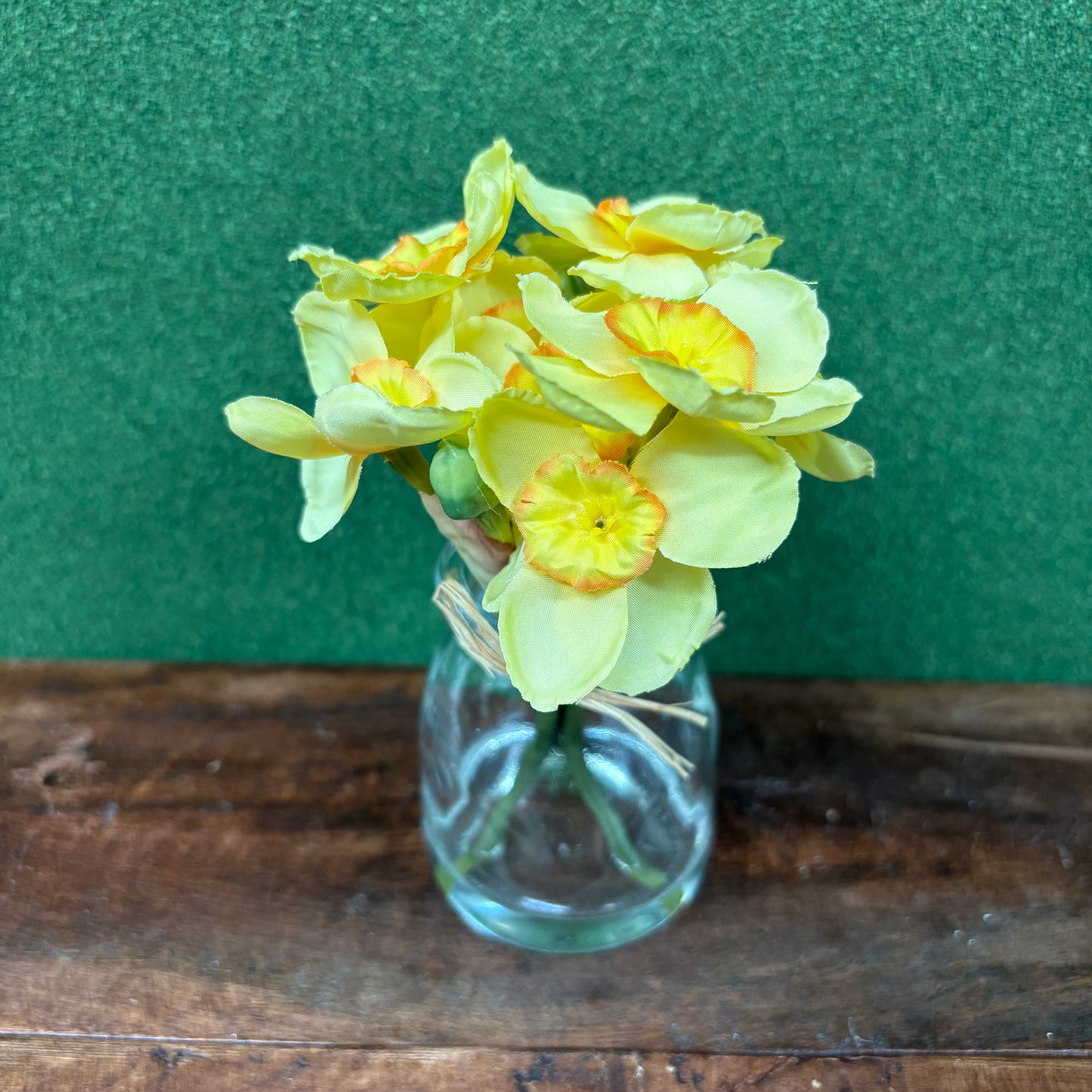Yellow Narcissus Vase - Primitives By Kathy