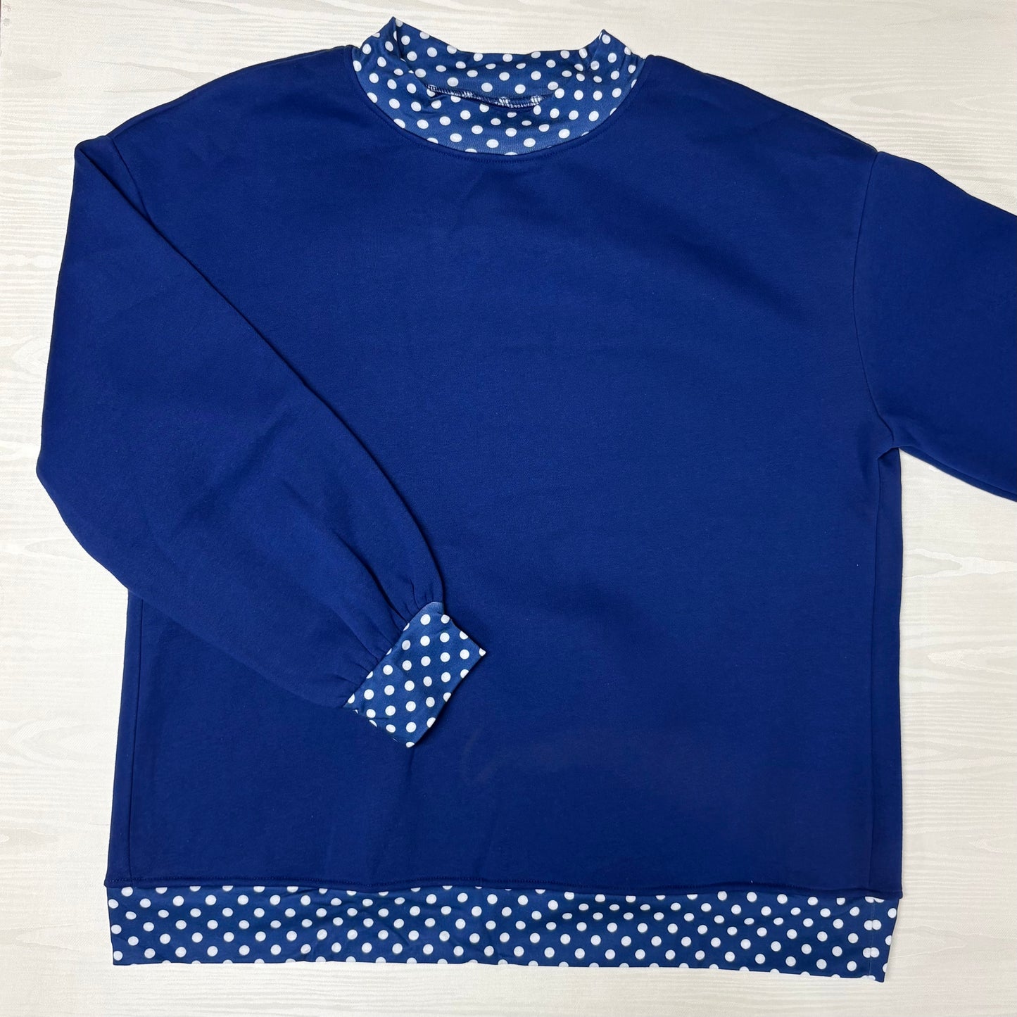Navy Polka Dot Trim Mockneck Sweatshirt - Aapparella