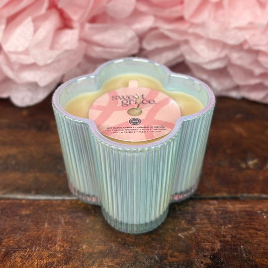 Blue Sweet Grace Clover Candle - Bridgewater Candle Co.