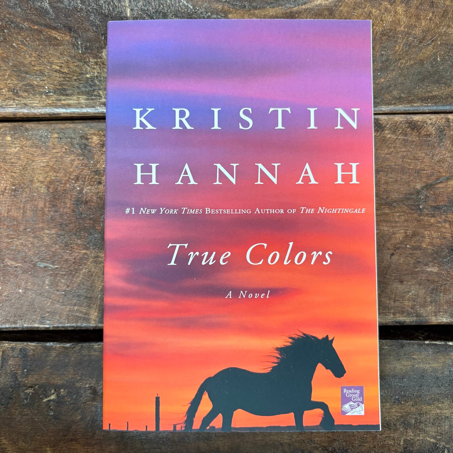 True Colors - Kristin Hannah - Macmillan Publishers
