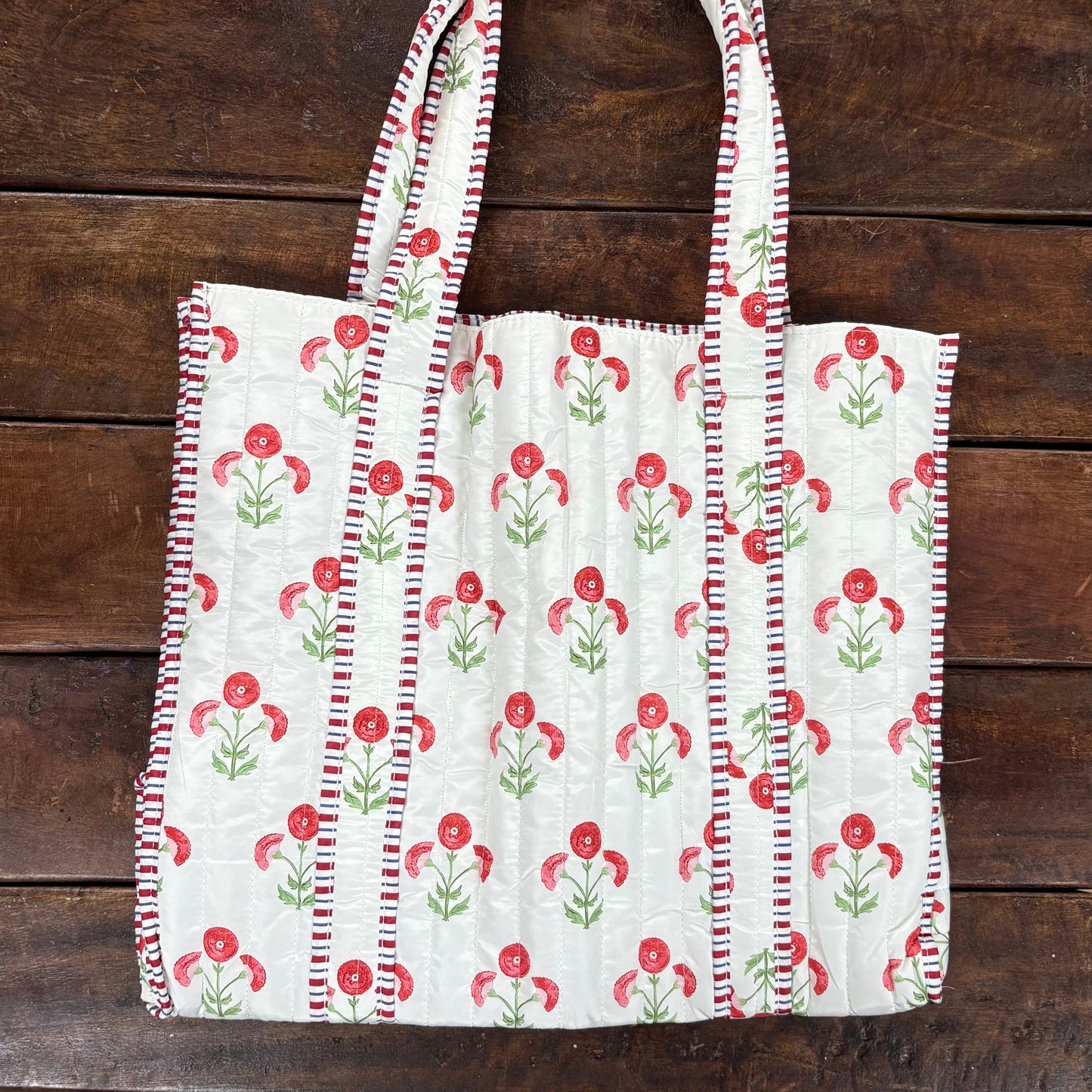 Red Floral Quilted Tote Bag - PPTX