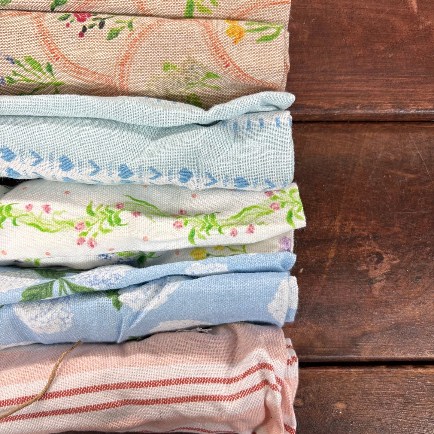 Floral Towels - Mud Pie