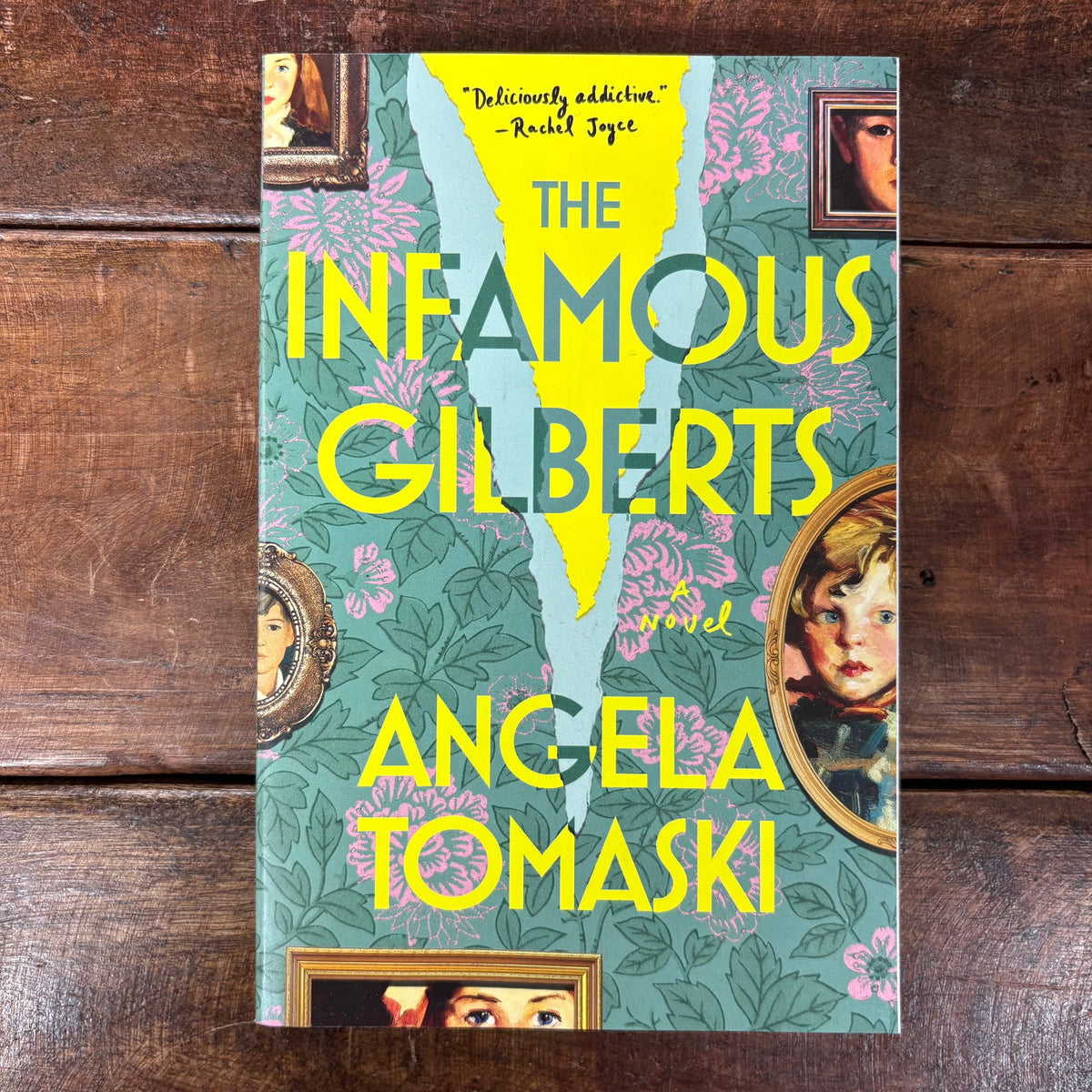 Infamous Gilberts - Angela Tomaski - Simon and Schuster
