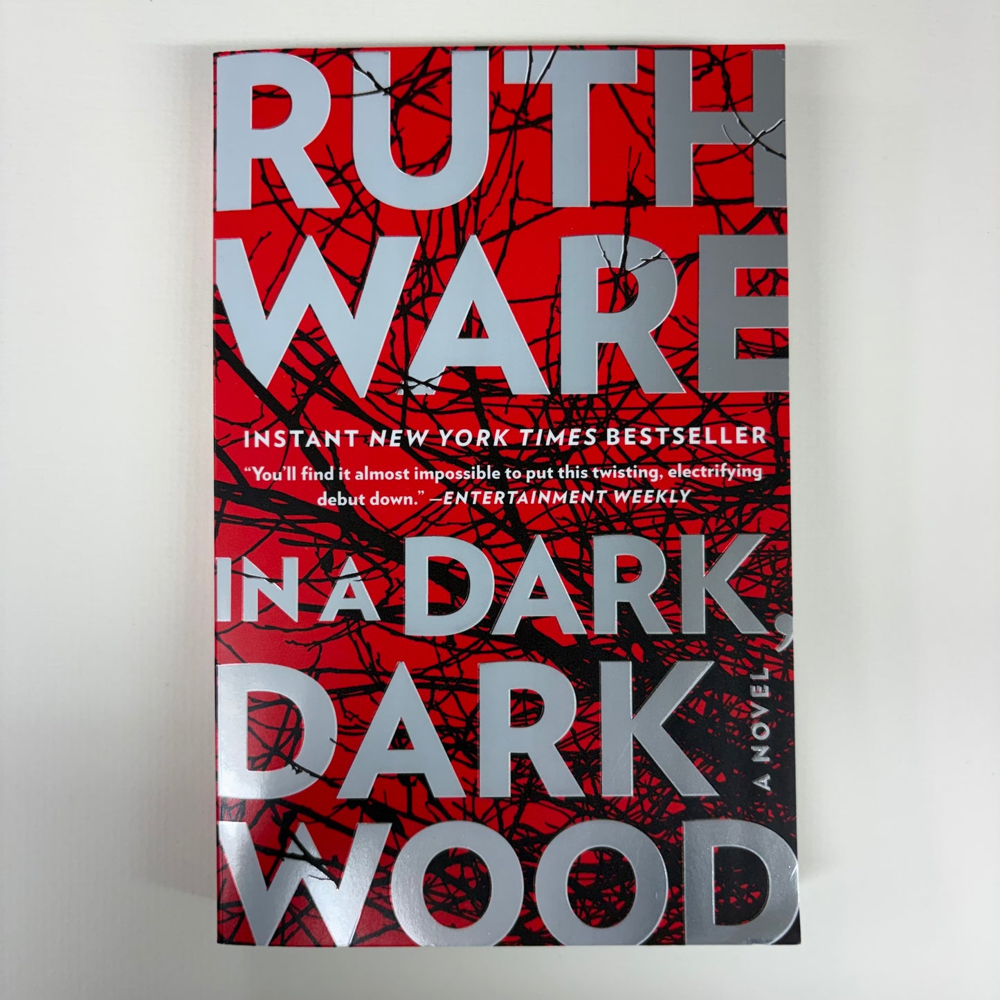 In A Dark, Dark Wood - Ruth Ware - Simon and Schuster