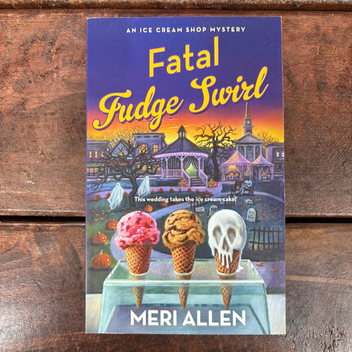 Fatal Fudge Swirl - Meri Allen - Macmillan Publishers