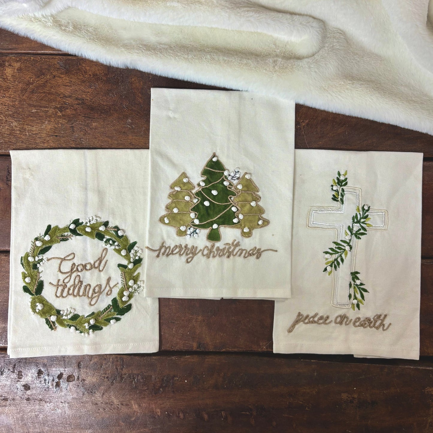 Neutral Christmas Applique Towels - Mud Pie