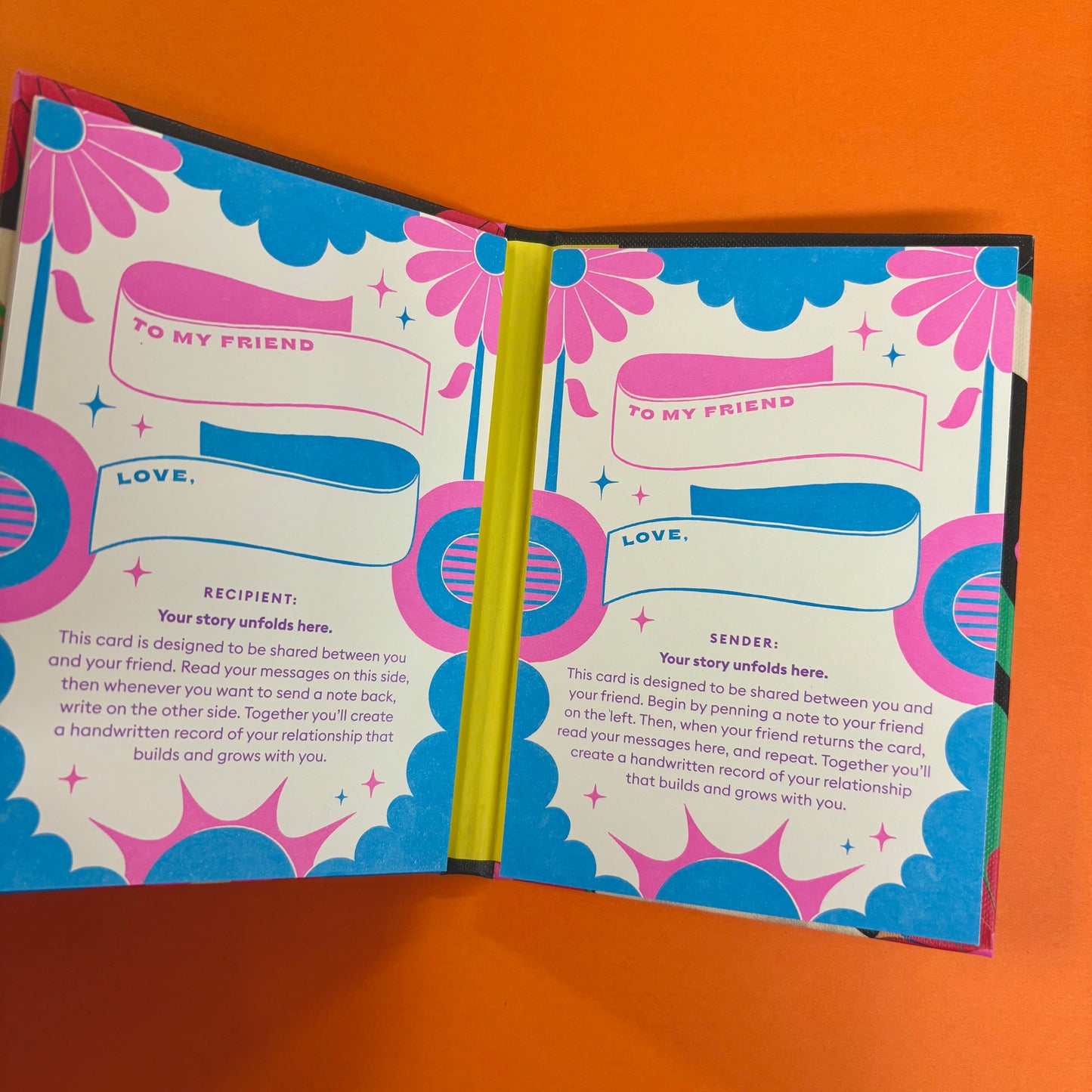 Continuous Greetings - A Shared Card For Friends - Chronicle Books