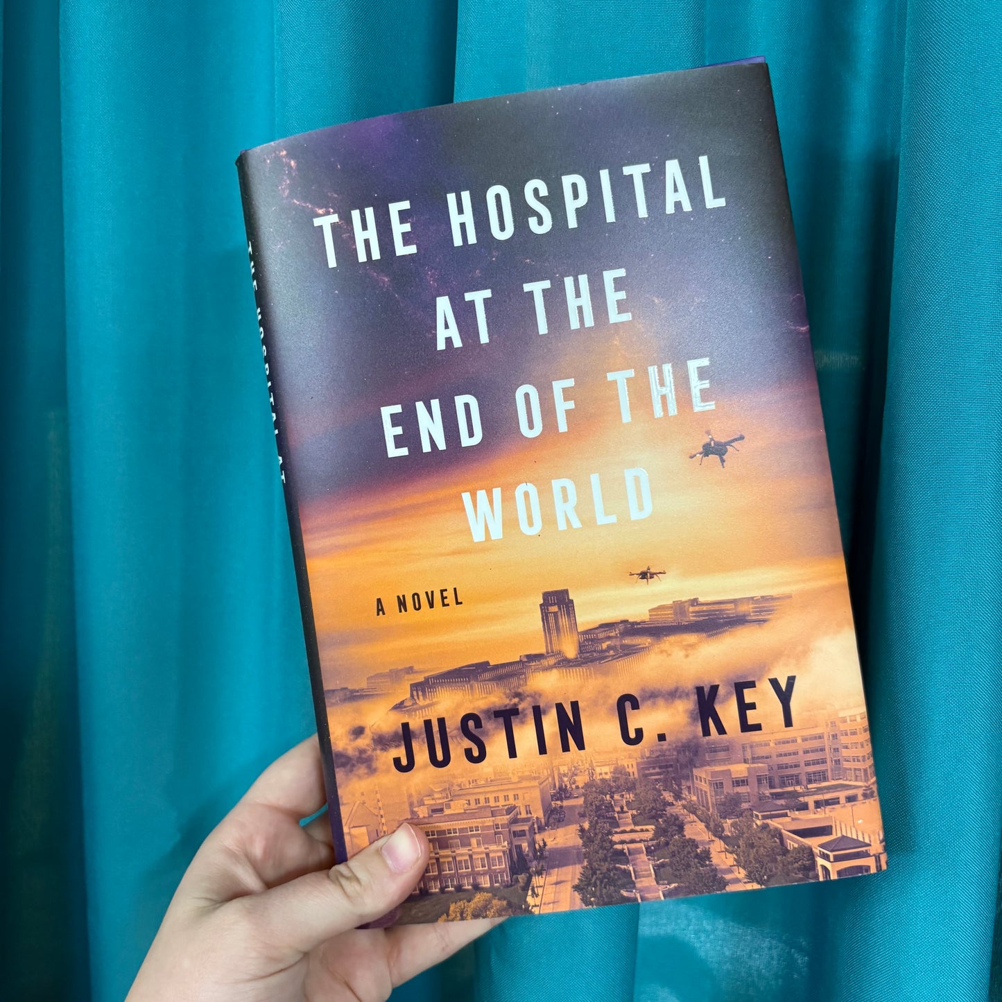 Hospital At The End Of The World - Justin C. Key - Harper Collins