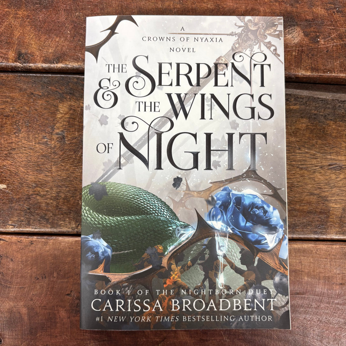 Serpent and The Wings Of Night - Carissa Broadbent - AZB