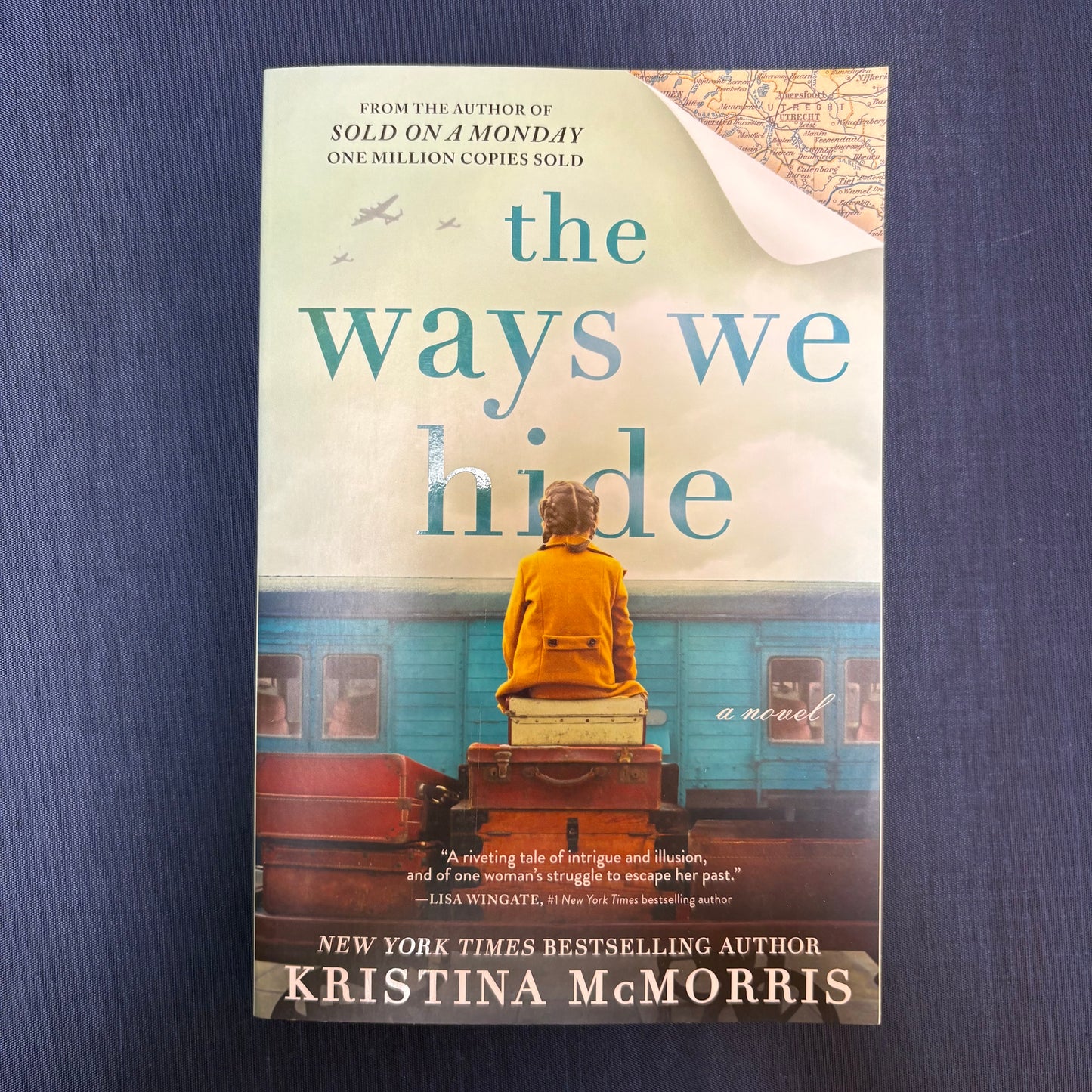 The Ways We Hide - Kristina McMorris - AZB