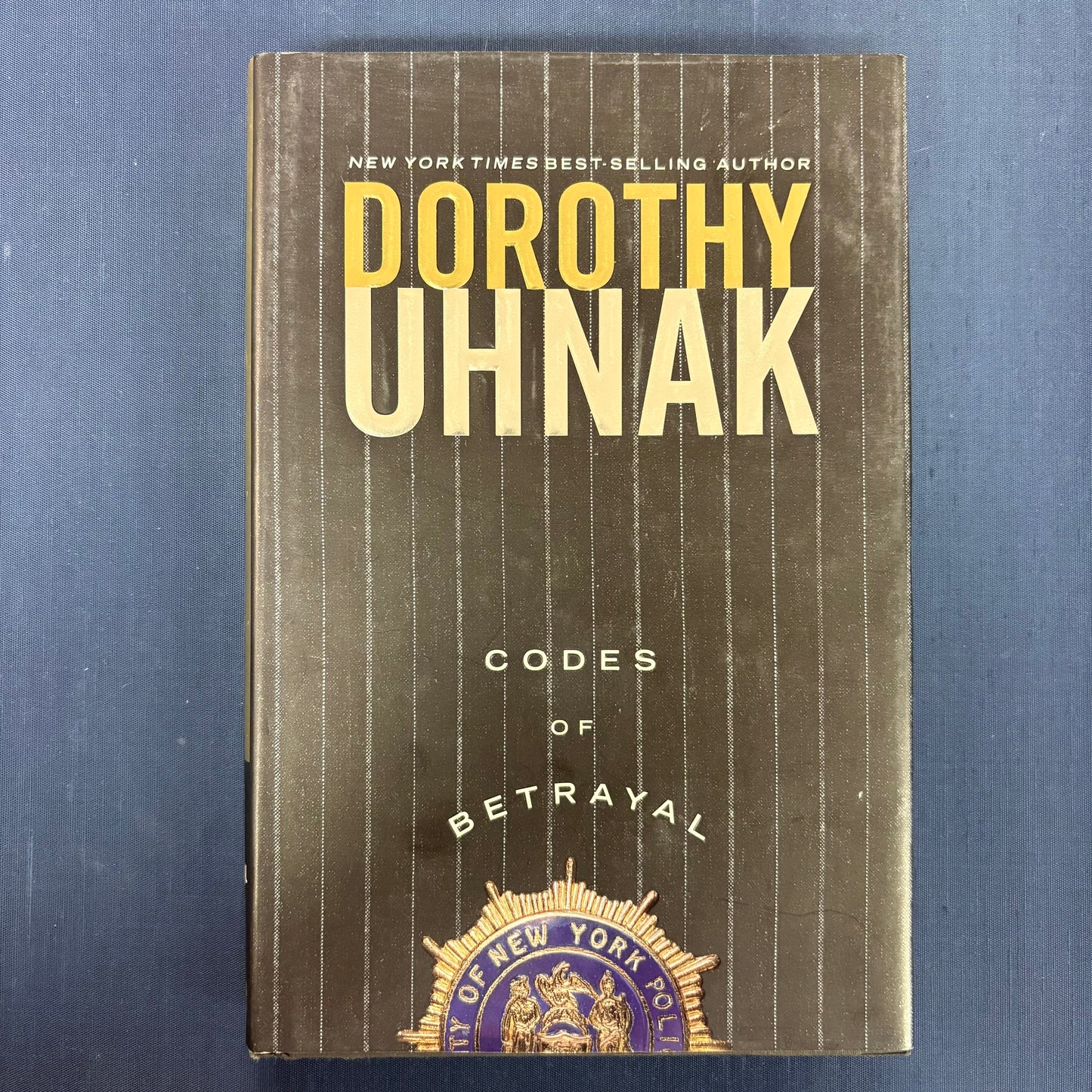 Codes Of Betrayal - Dorothy Uhnak - BKBY
