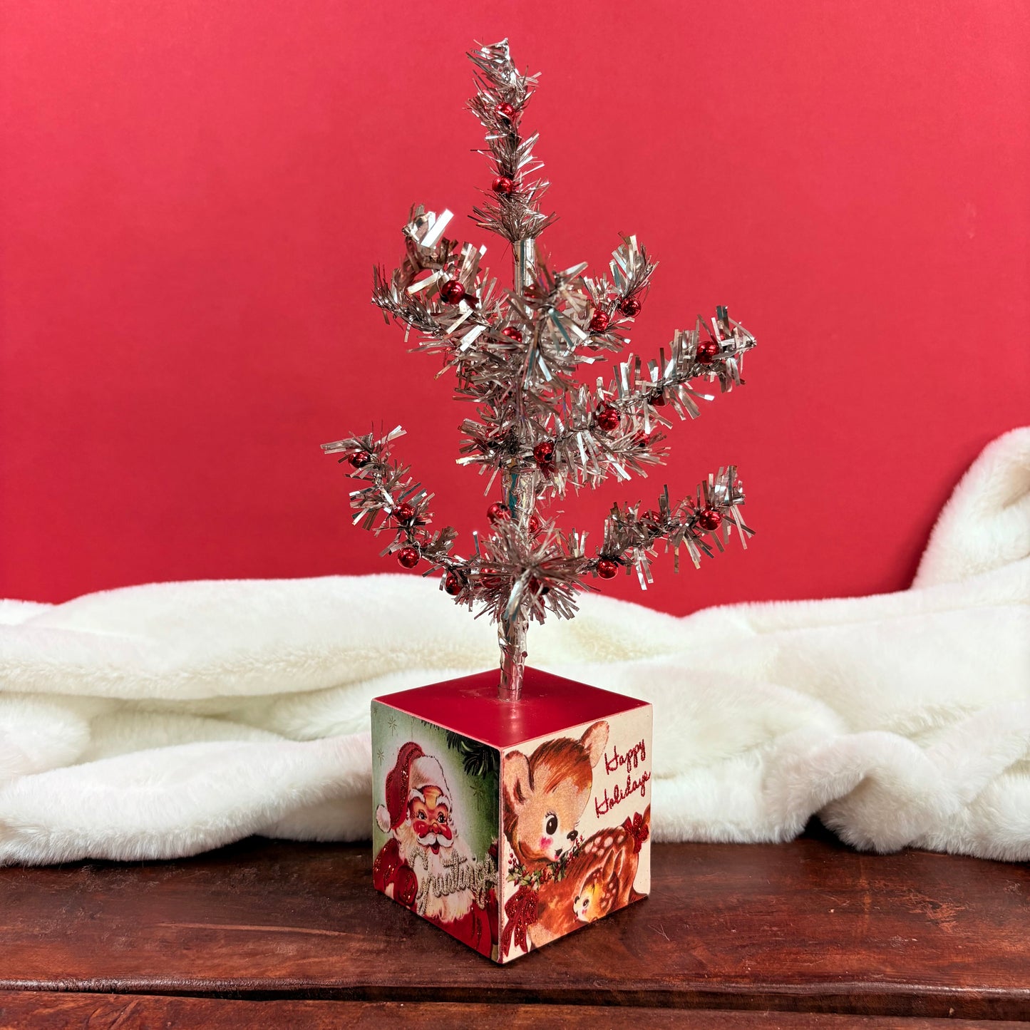 Retro Santa Mini Tree - Primitives By Kathy