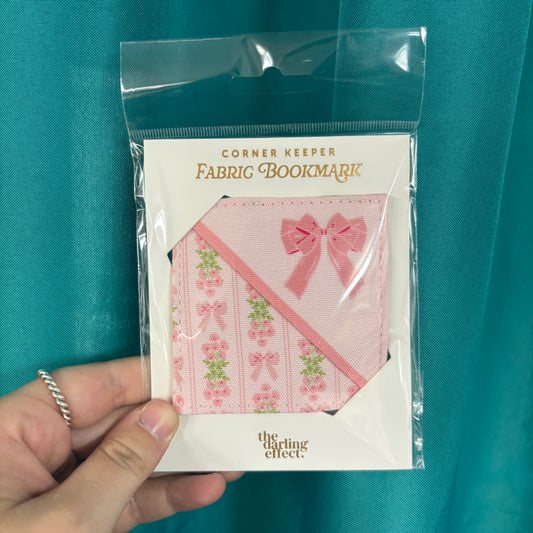 Oh So Fancy Pink Corner Keepers - The Darling Effect