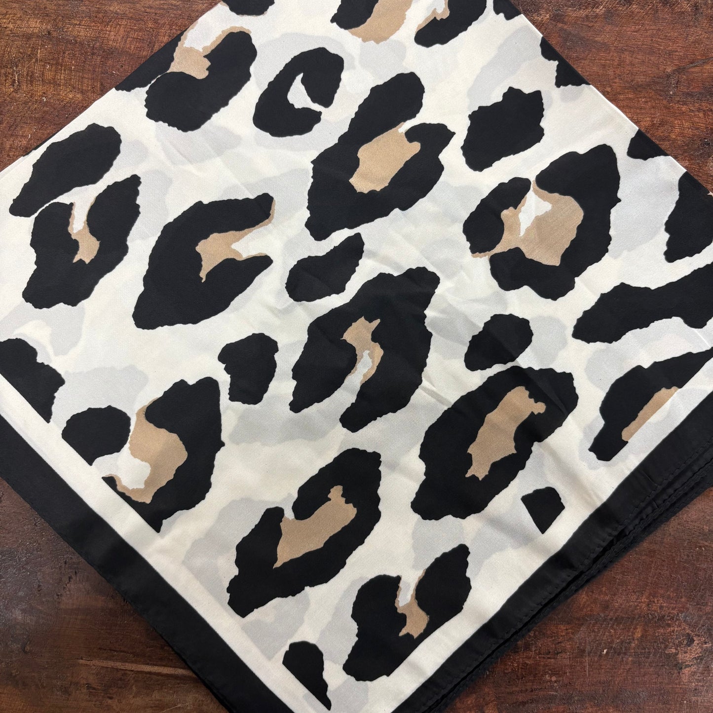 Leopard Print Scarf - Accity