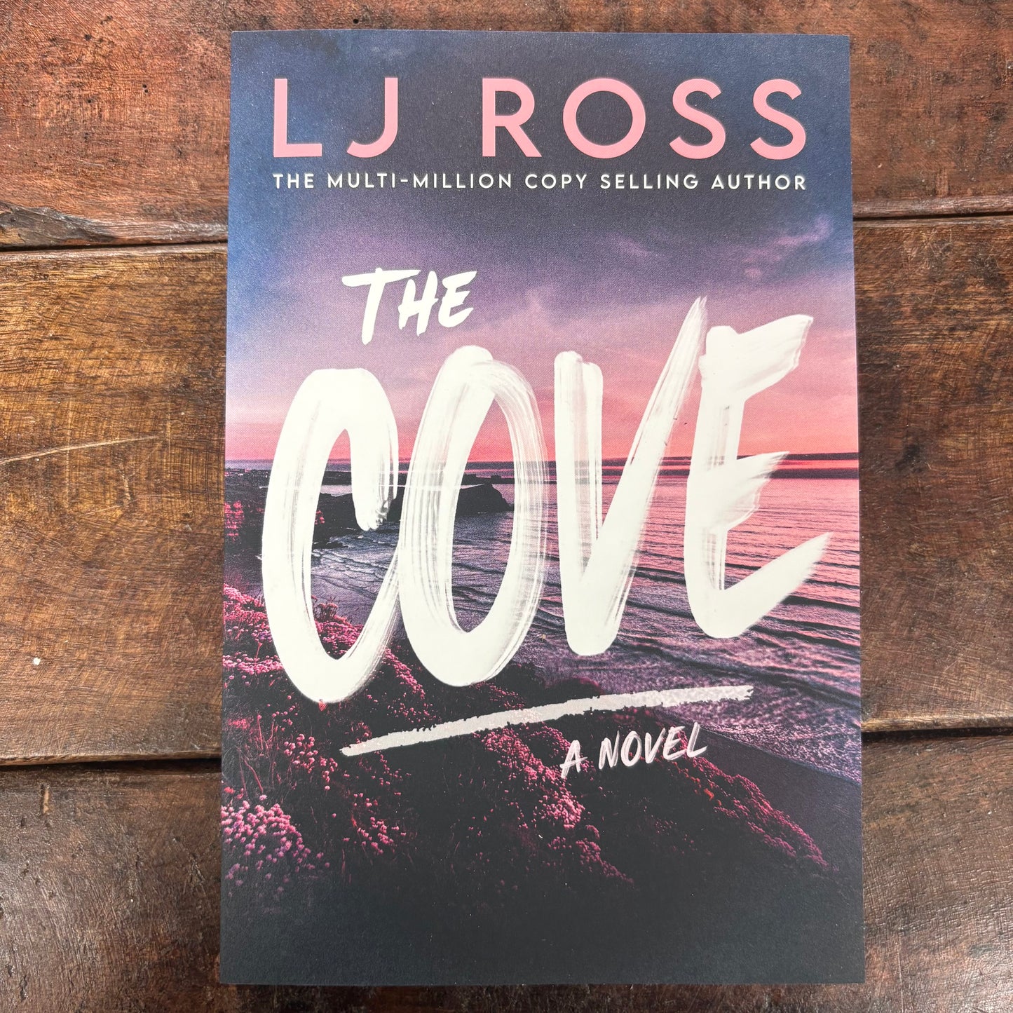 Cove - LJ Ross - Sourcebooks