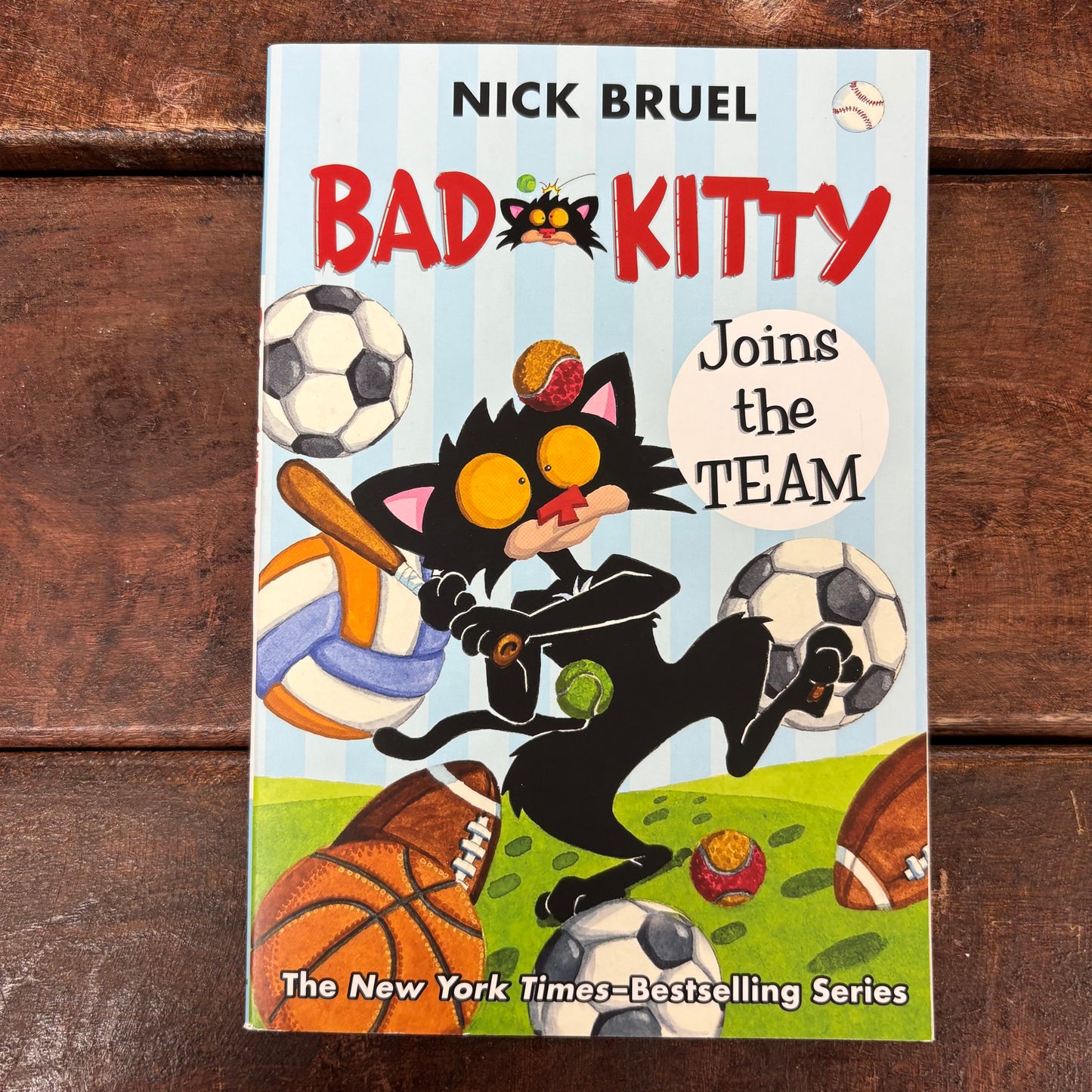 Bad Kitty Joins The Team - Nick Bruel - Macmillan Publishers