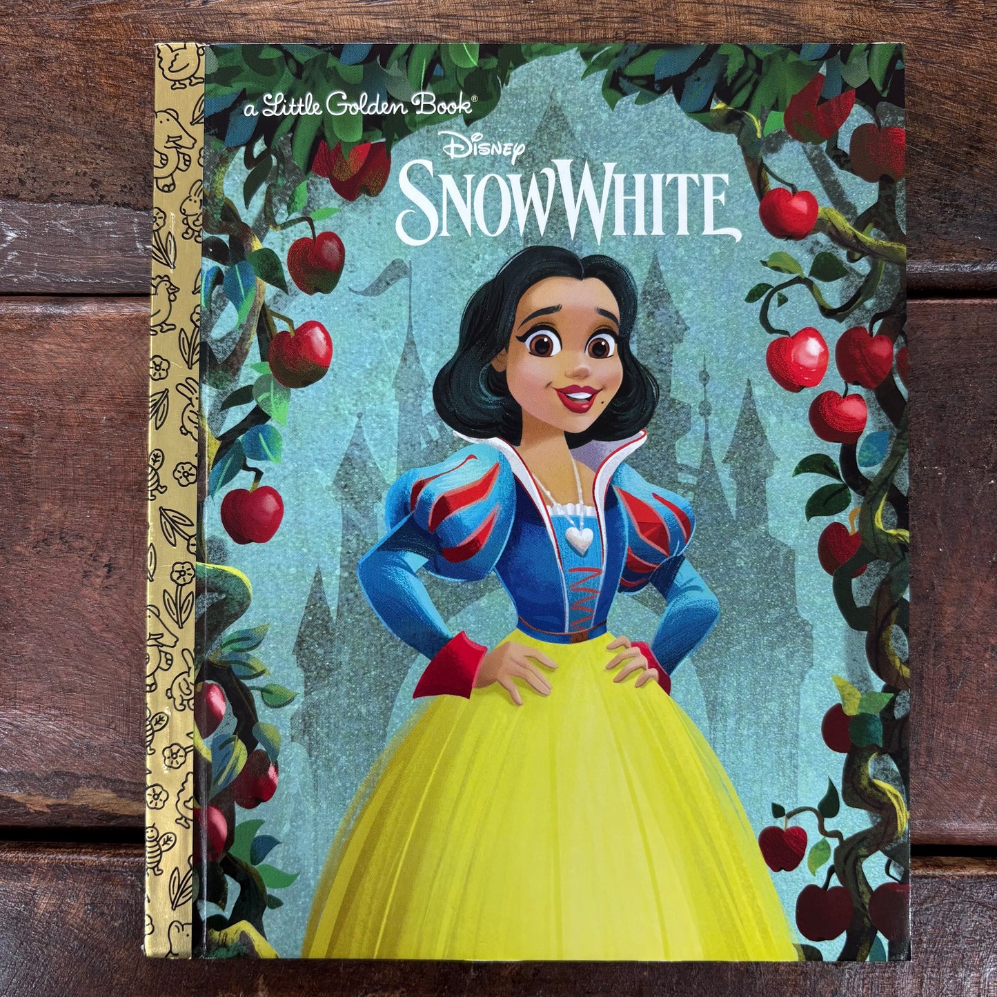Snow White - LGB - Penguin Random House