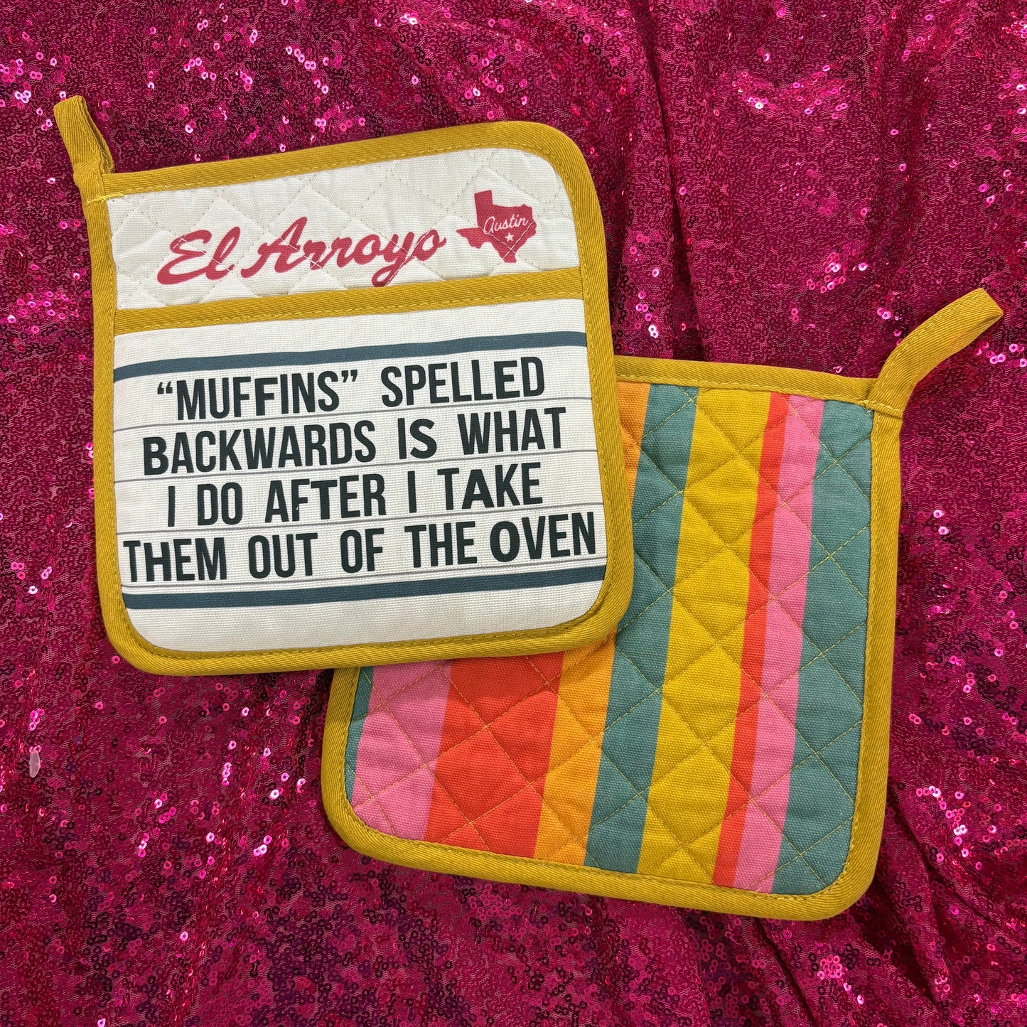 Muffins Spelled Backward Pot Holder - El Arroyo