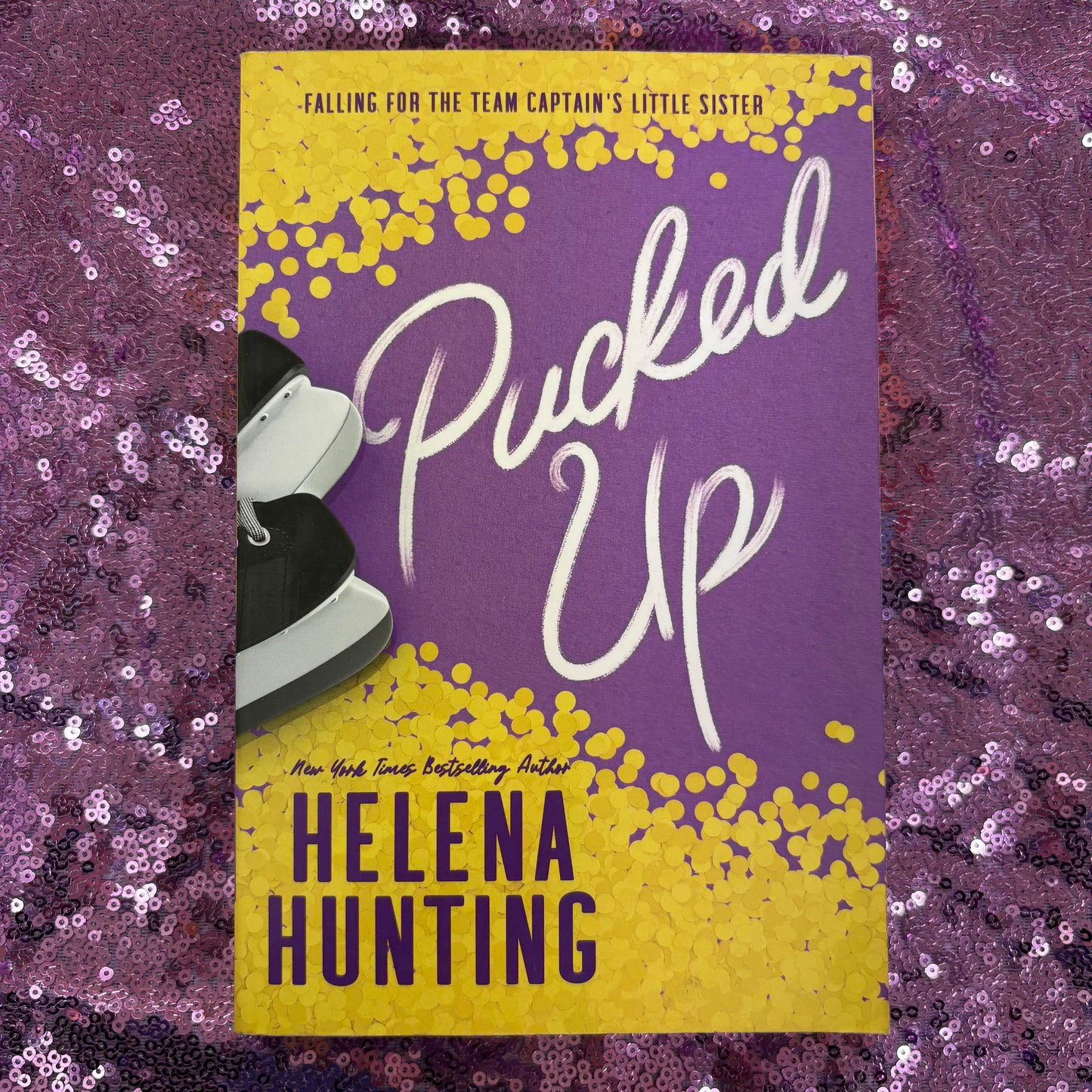 Pucked Up - Helena Hunting - BOUT