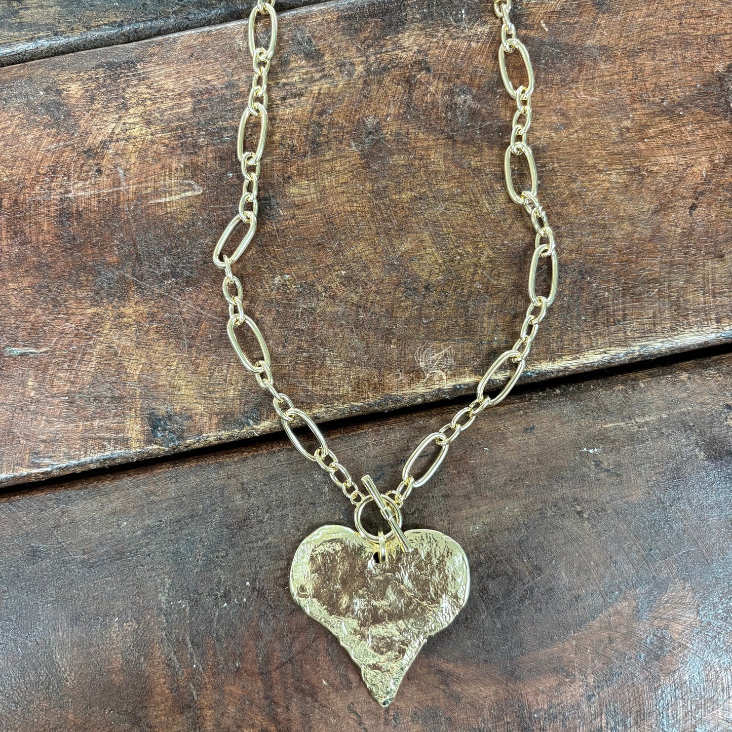 Jovie Pendant Heart Toggle Necklace - Caroline Hill