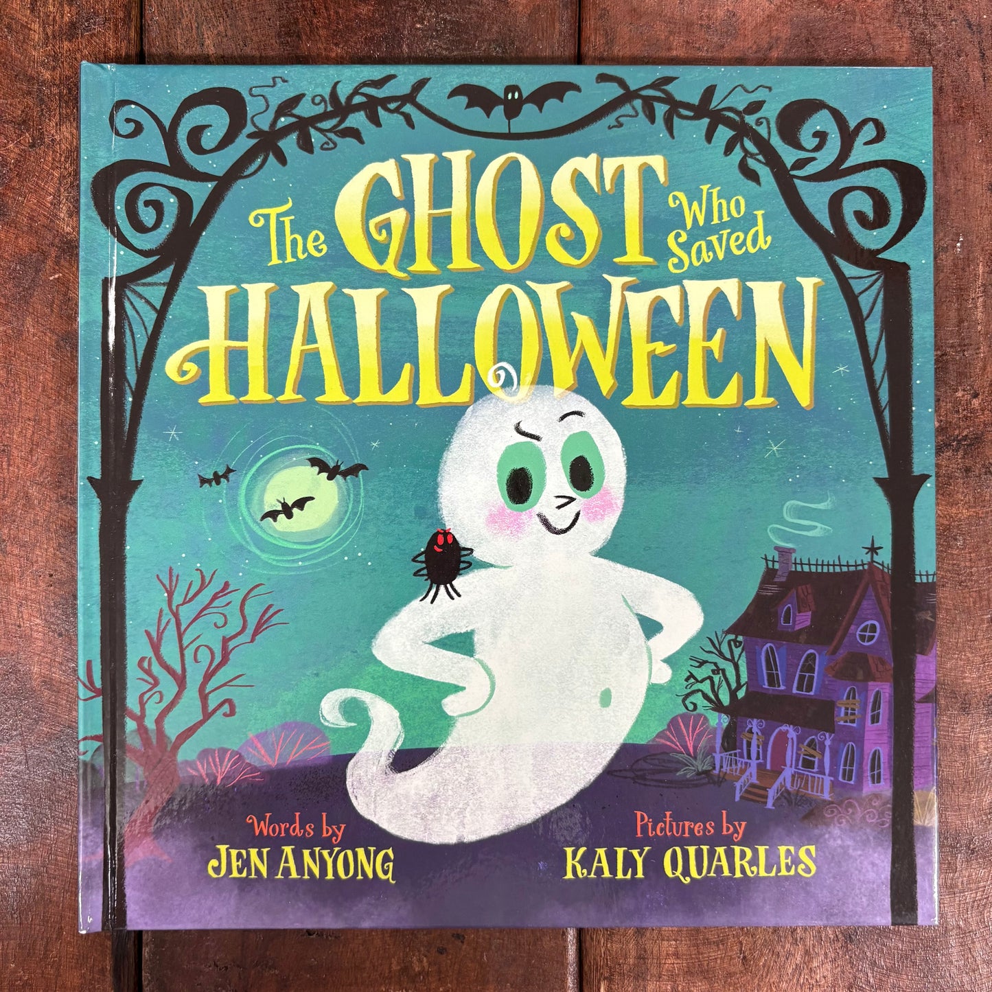 Ghost Who Saved Halloween - Jen Anyong - Harper Collins